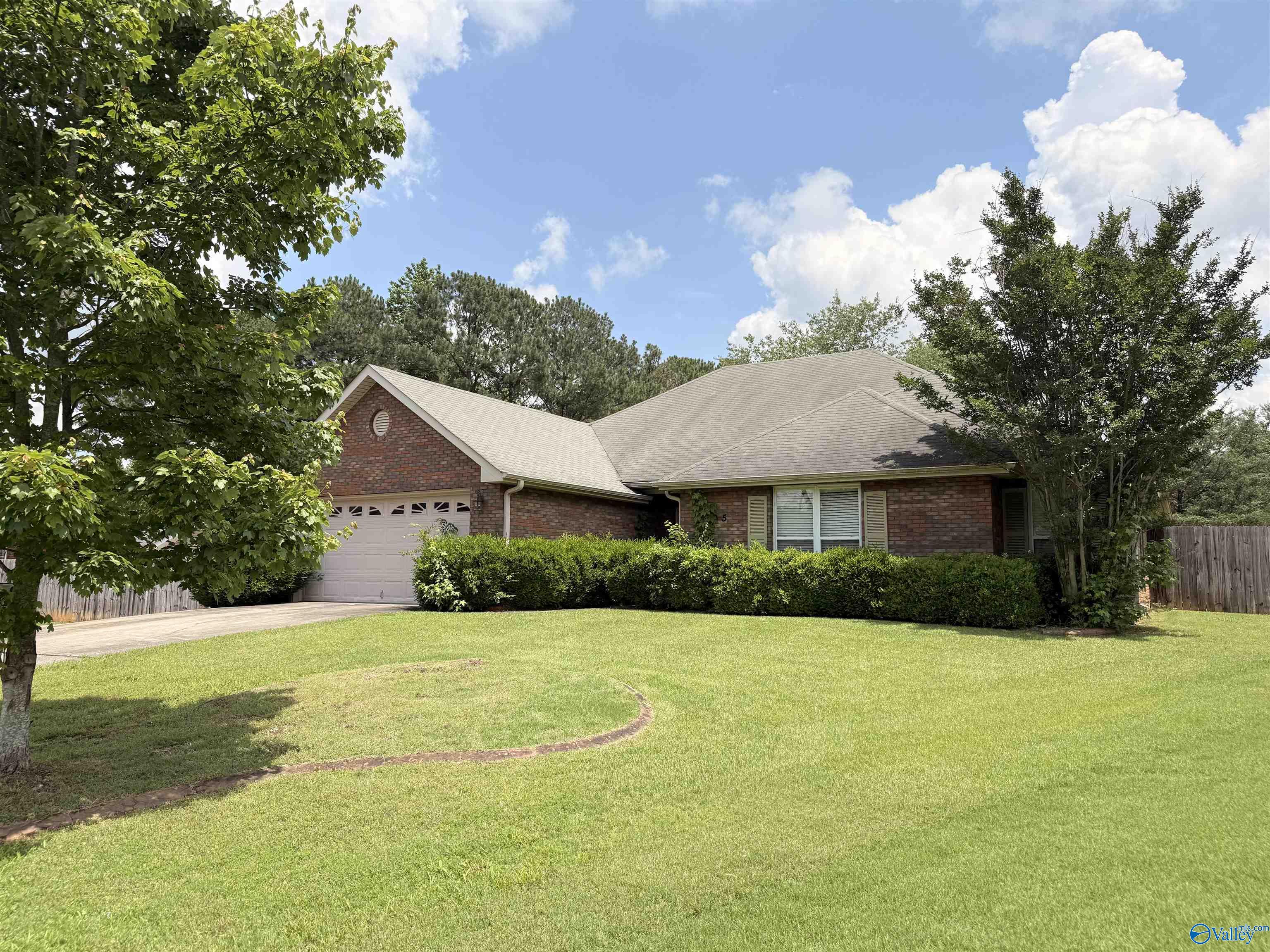 105 Cedar Hollow Court