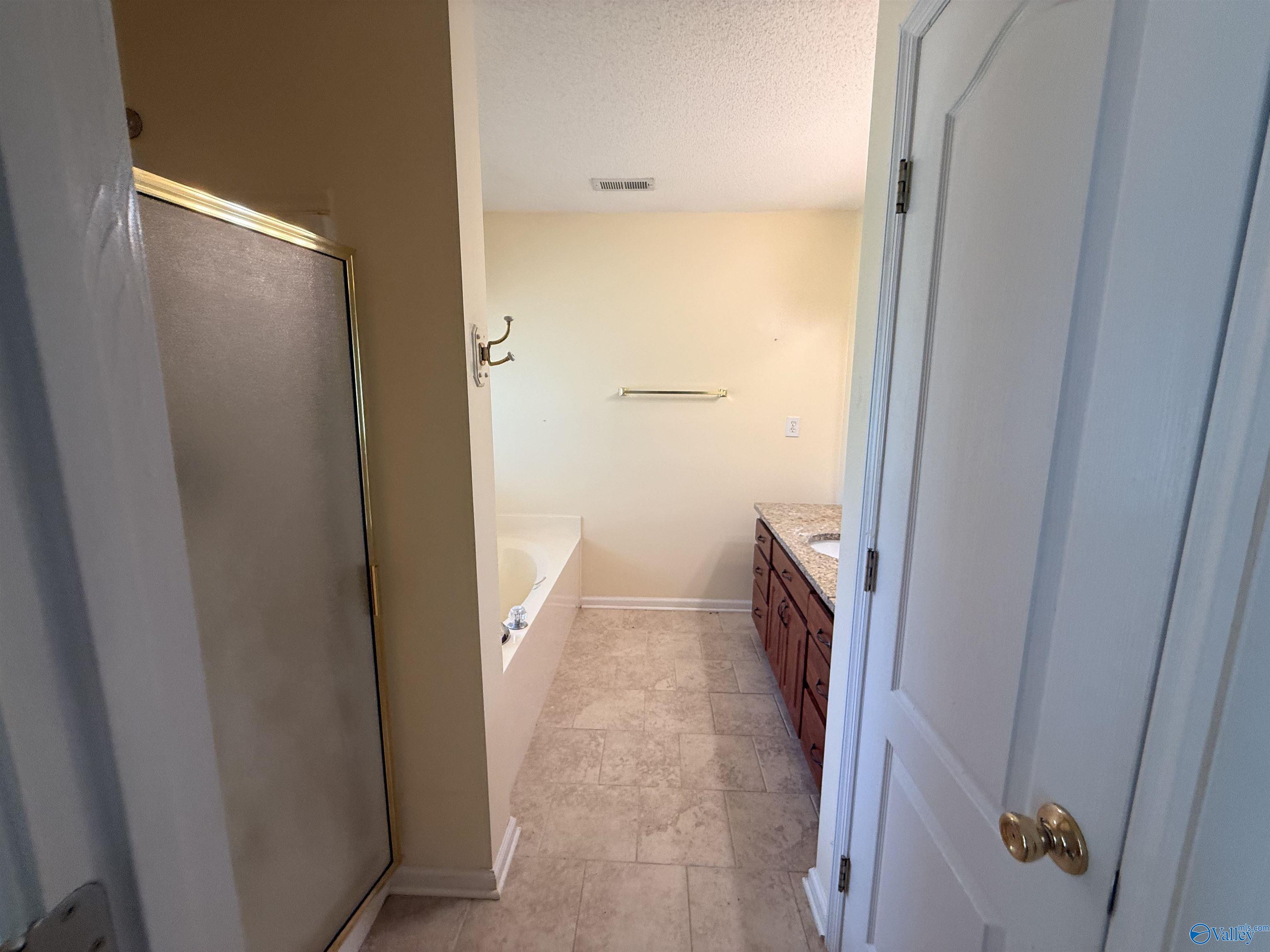 105 Cedar Hollow Court