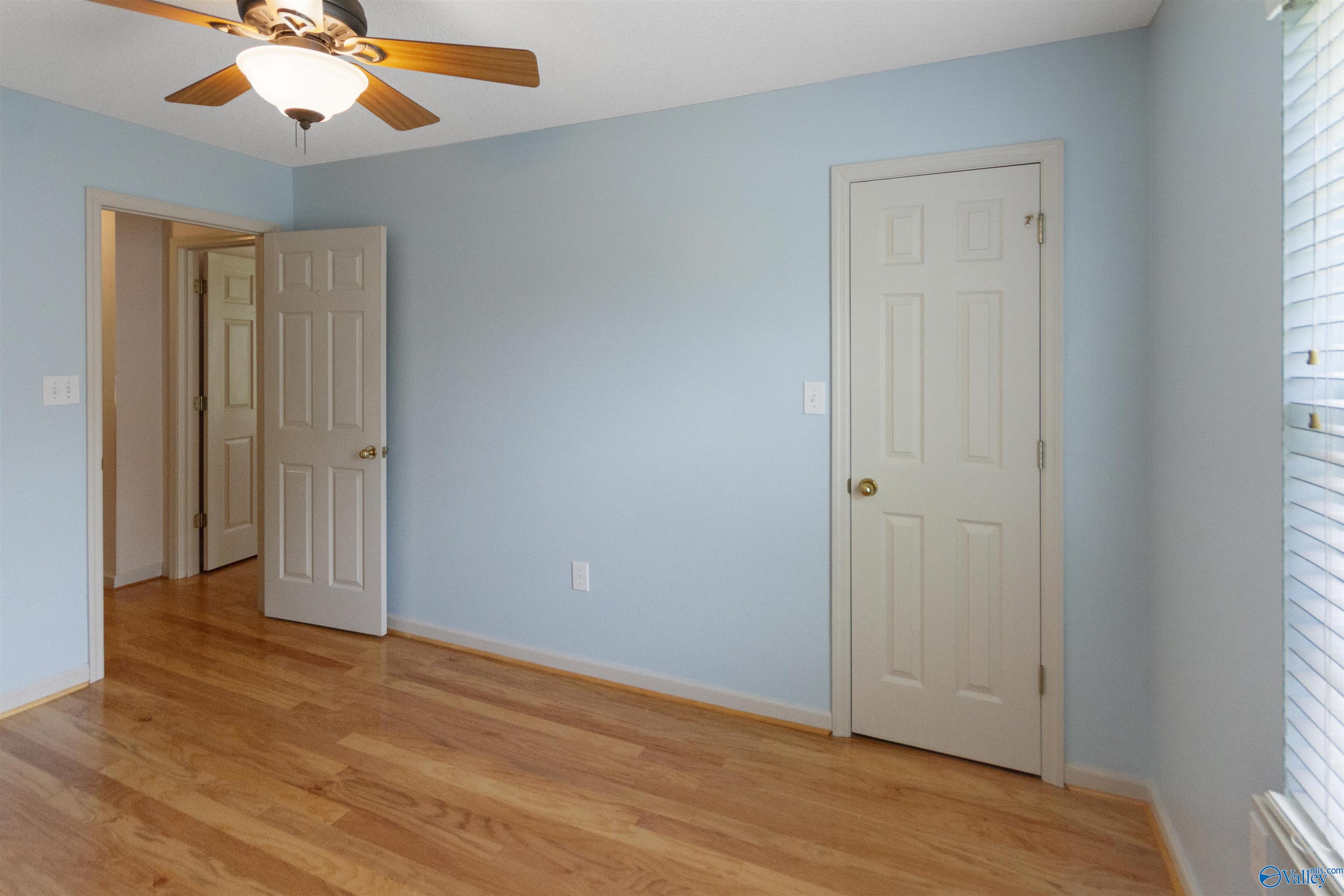 209 Leslie Lane