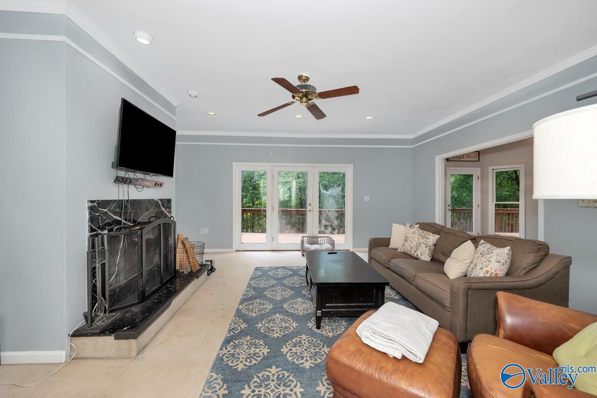 9046 Sugar Tree Trail