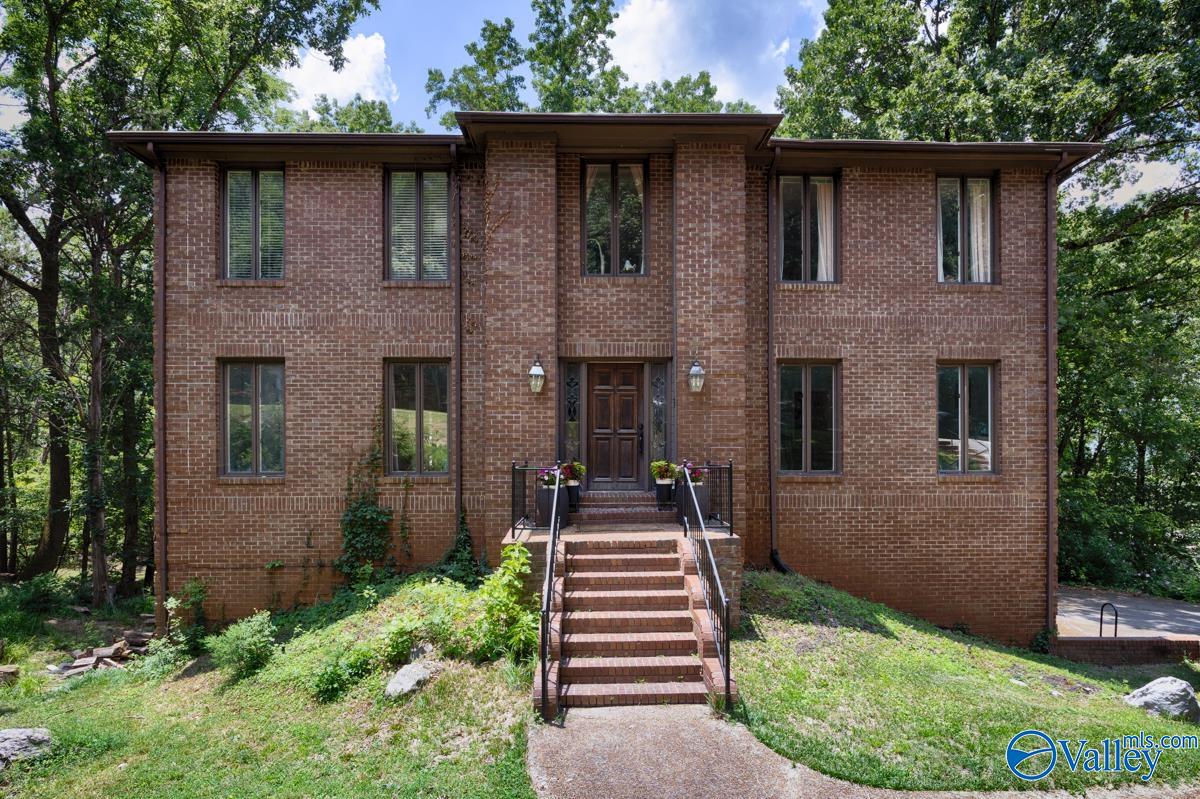 9046 Sugar Tree Trail