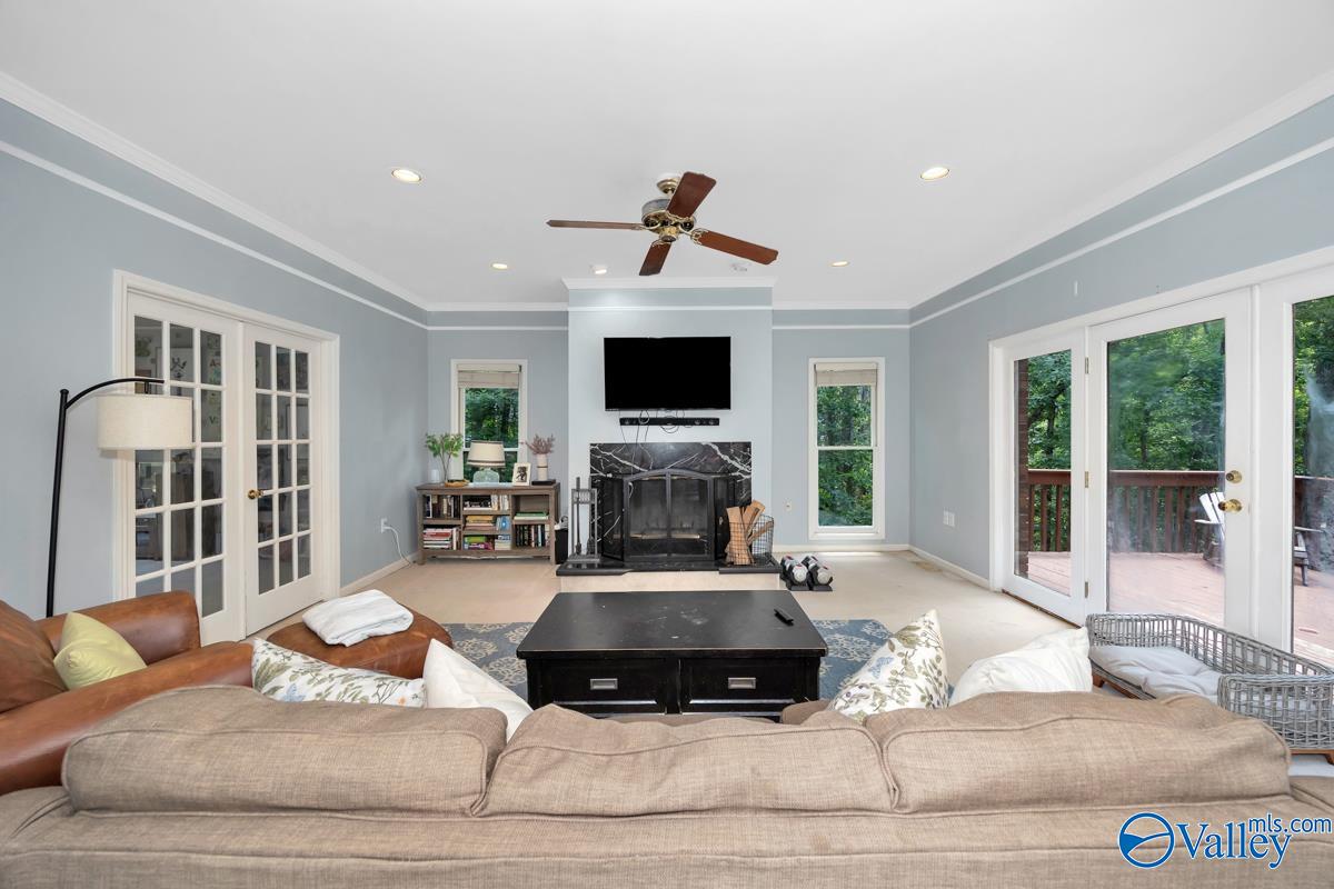 9046 Sugar Tree Trail