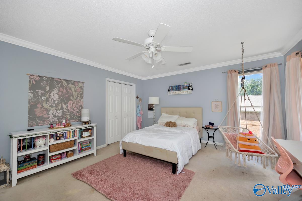 9046 Sugar Tree Trail