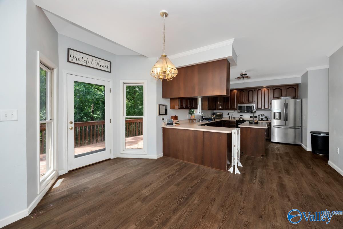 9046 Sugar Tree Trail