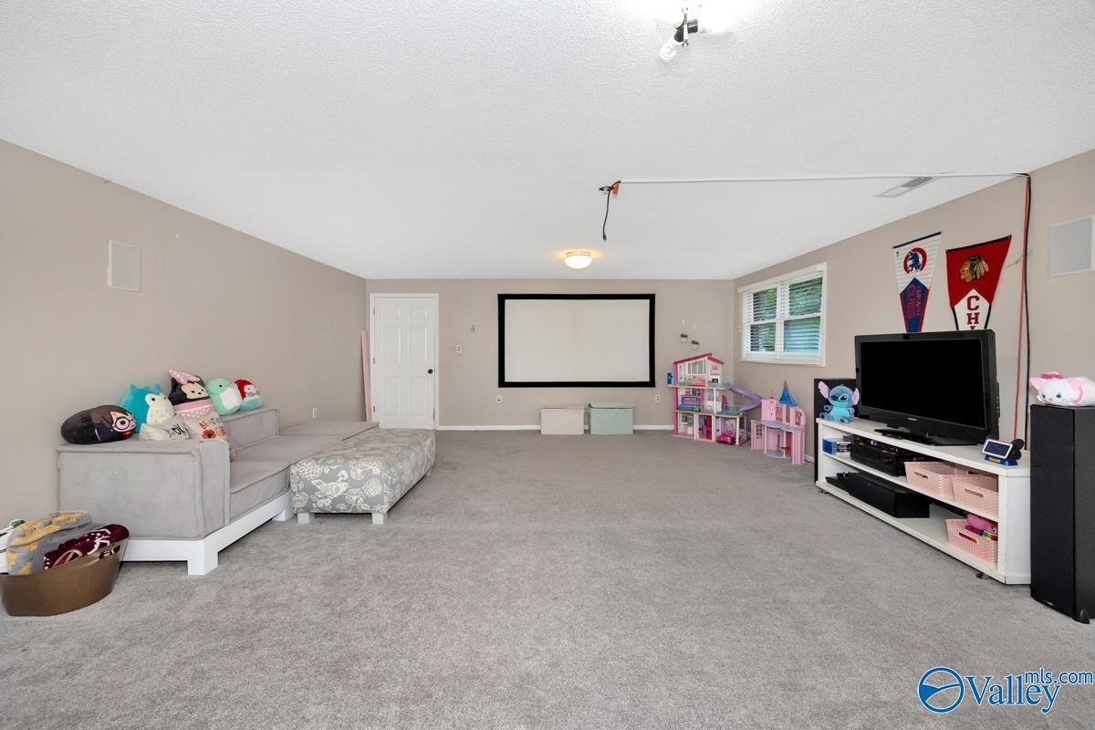 9046 Sugar Tree Trail