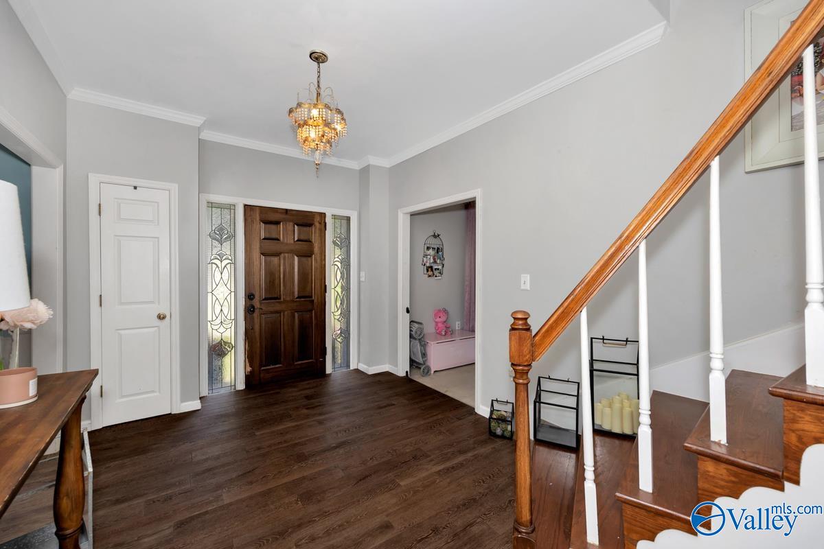 9046 Sugar Tree Trail