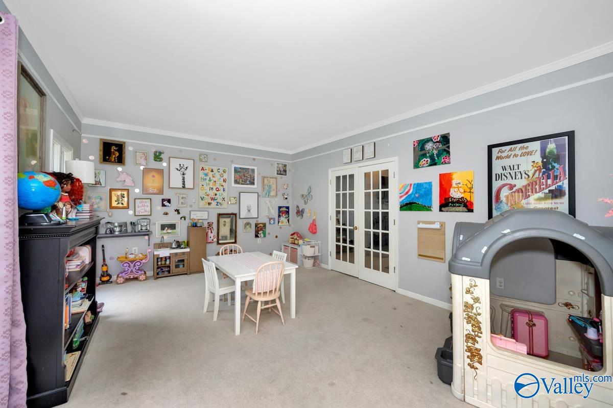 9046 Sugar Tree Trail