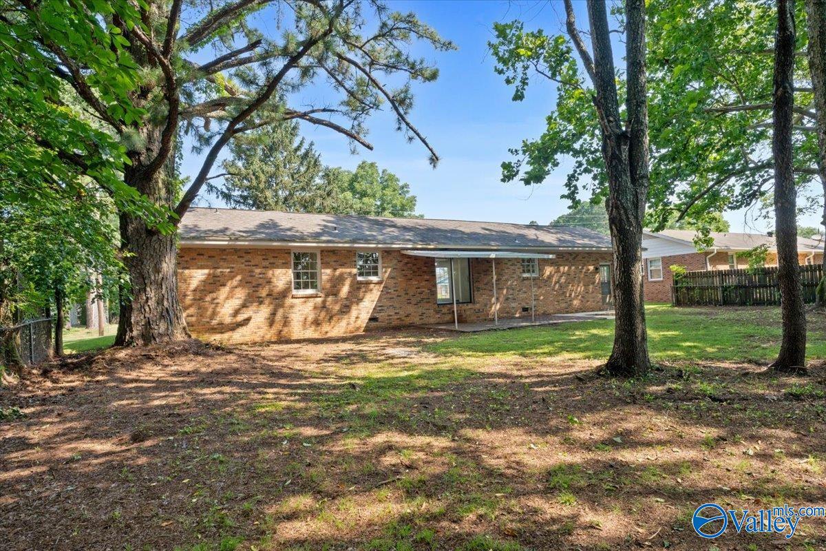 2622 Dry Creek Drive