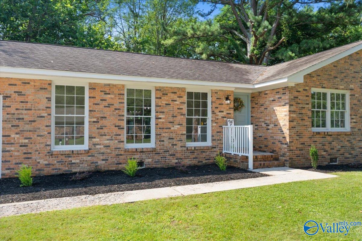 2622 Dry Creek Drive