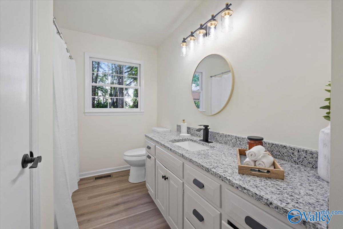 2622 Dry Creek Drive