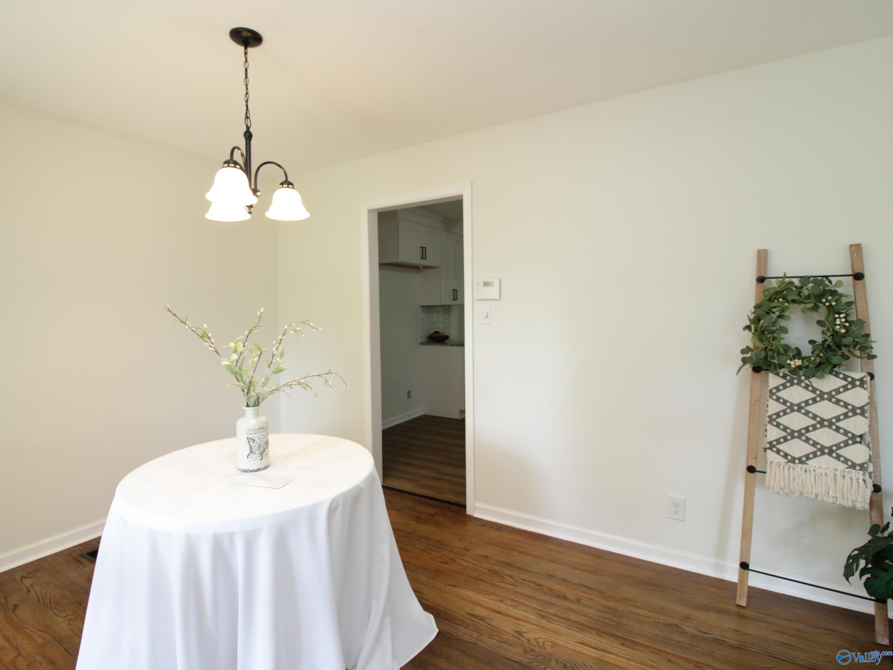3809 Cary Road