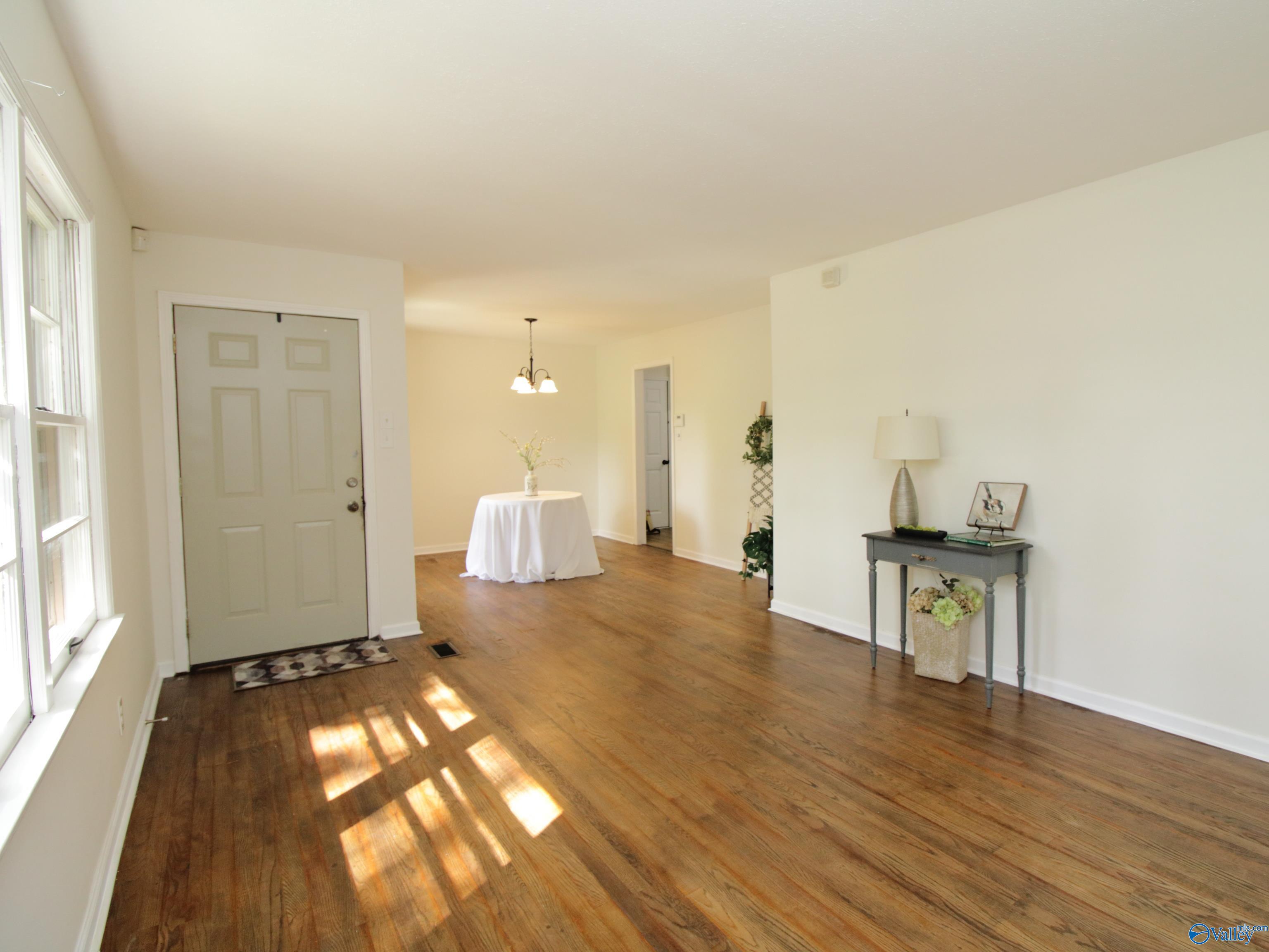 3809 Cary Road