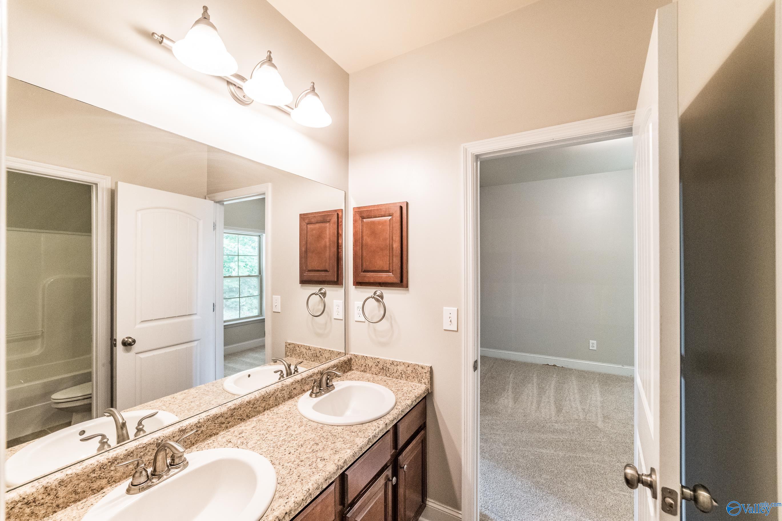 6801 Wintercrest Way SE