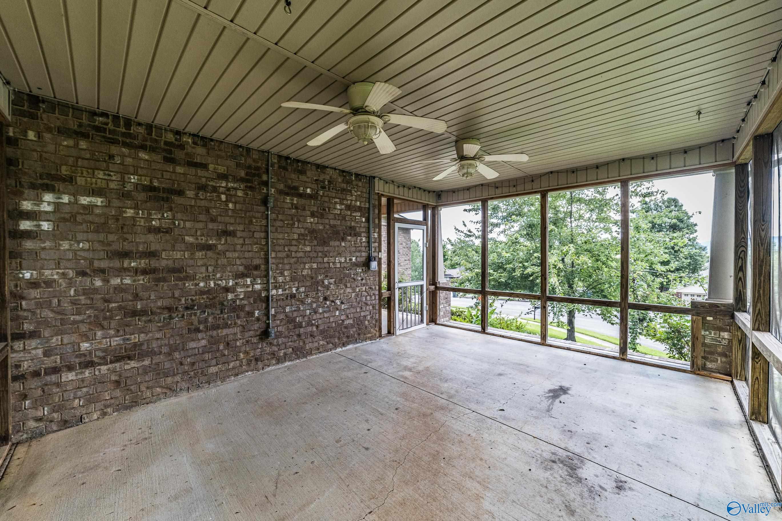 6801 Wintercrest Way SE