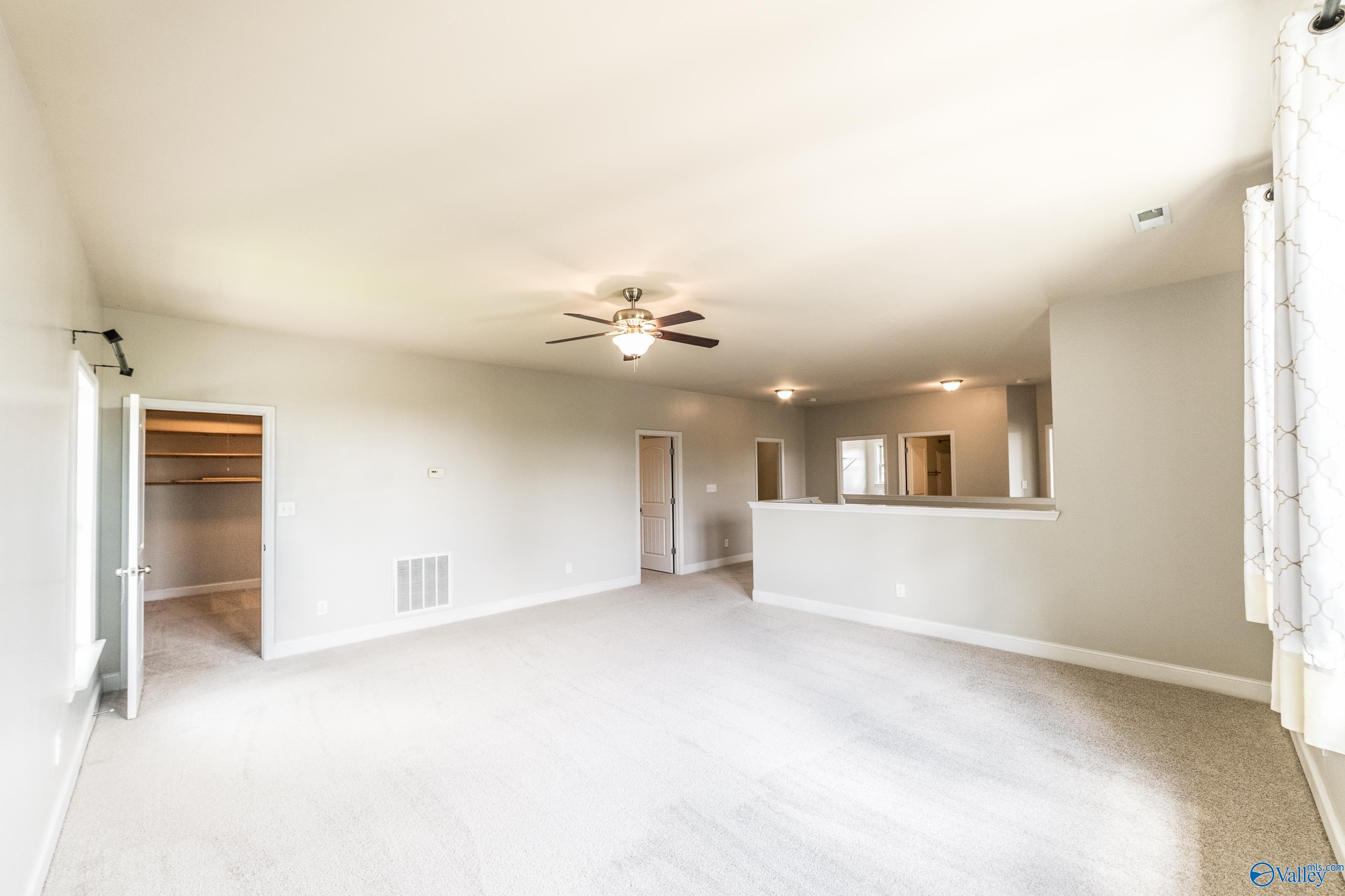 6801 Wintercrest Way SE