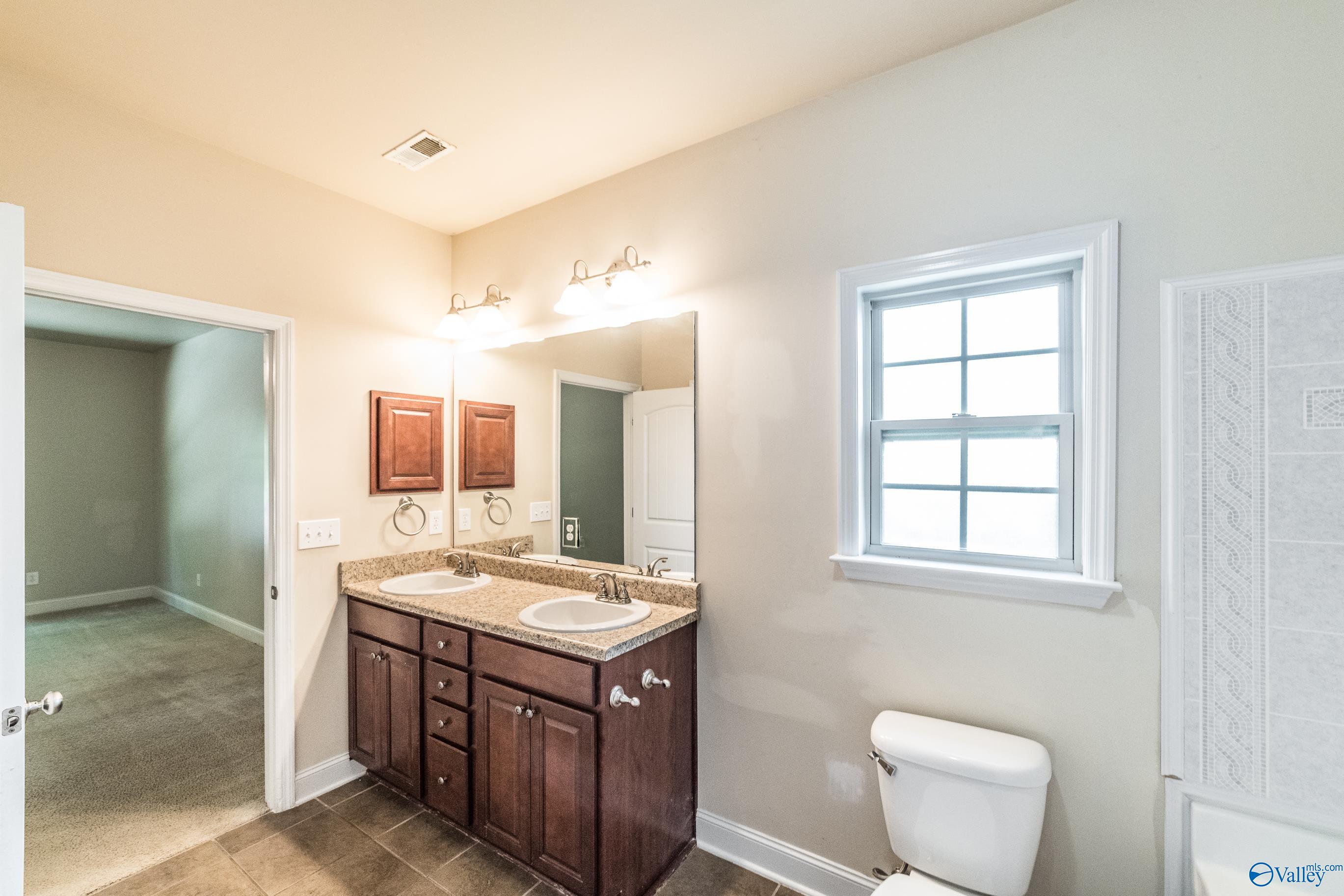 6801 Wintercrest Way SE