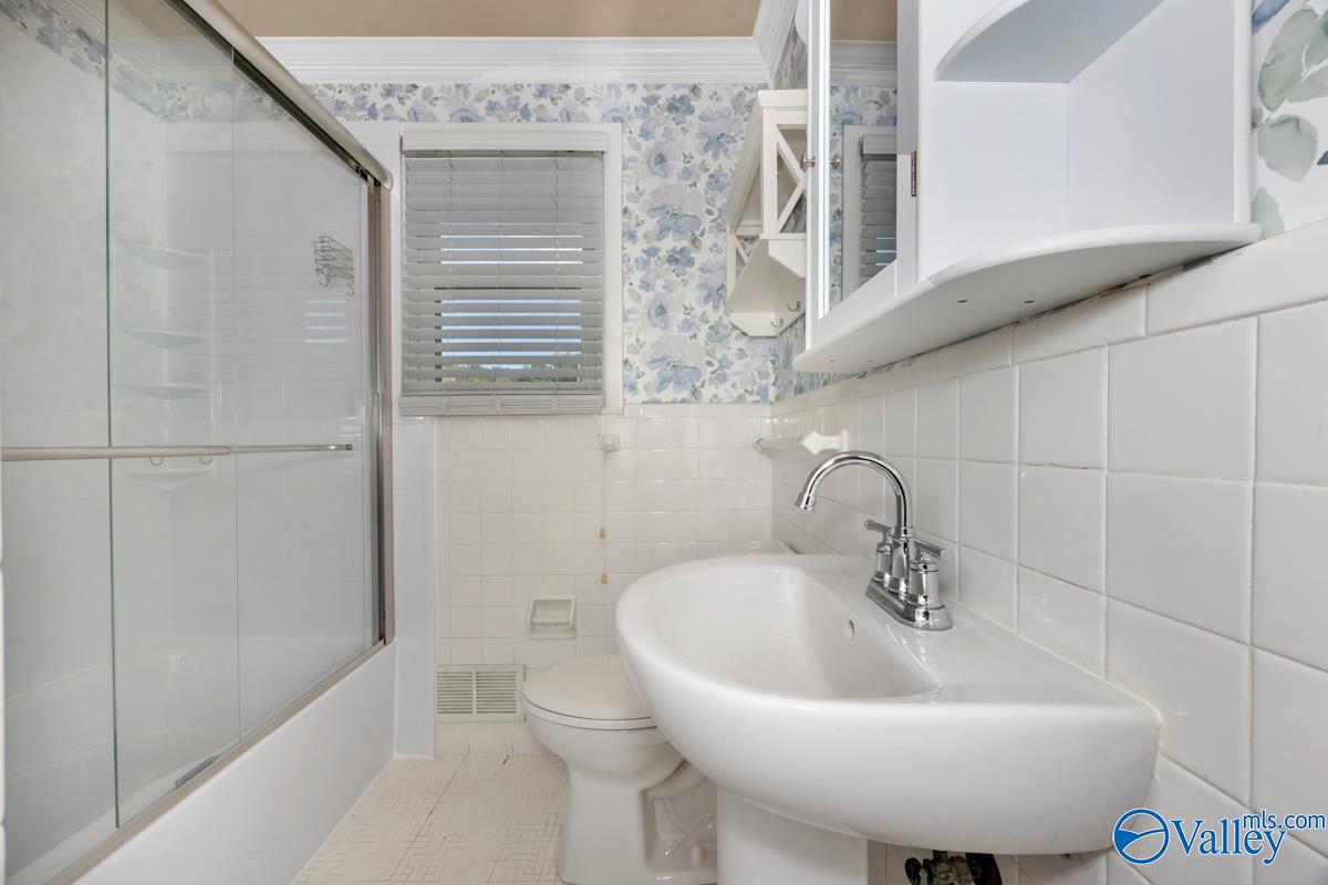 6412 Chadwell Road SW