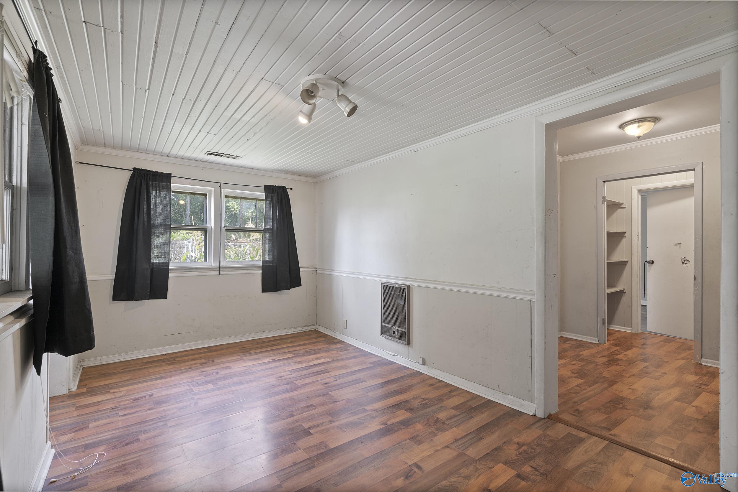 22835 New Garden Road