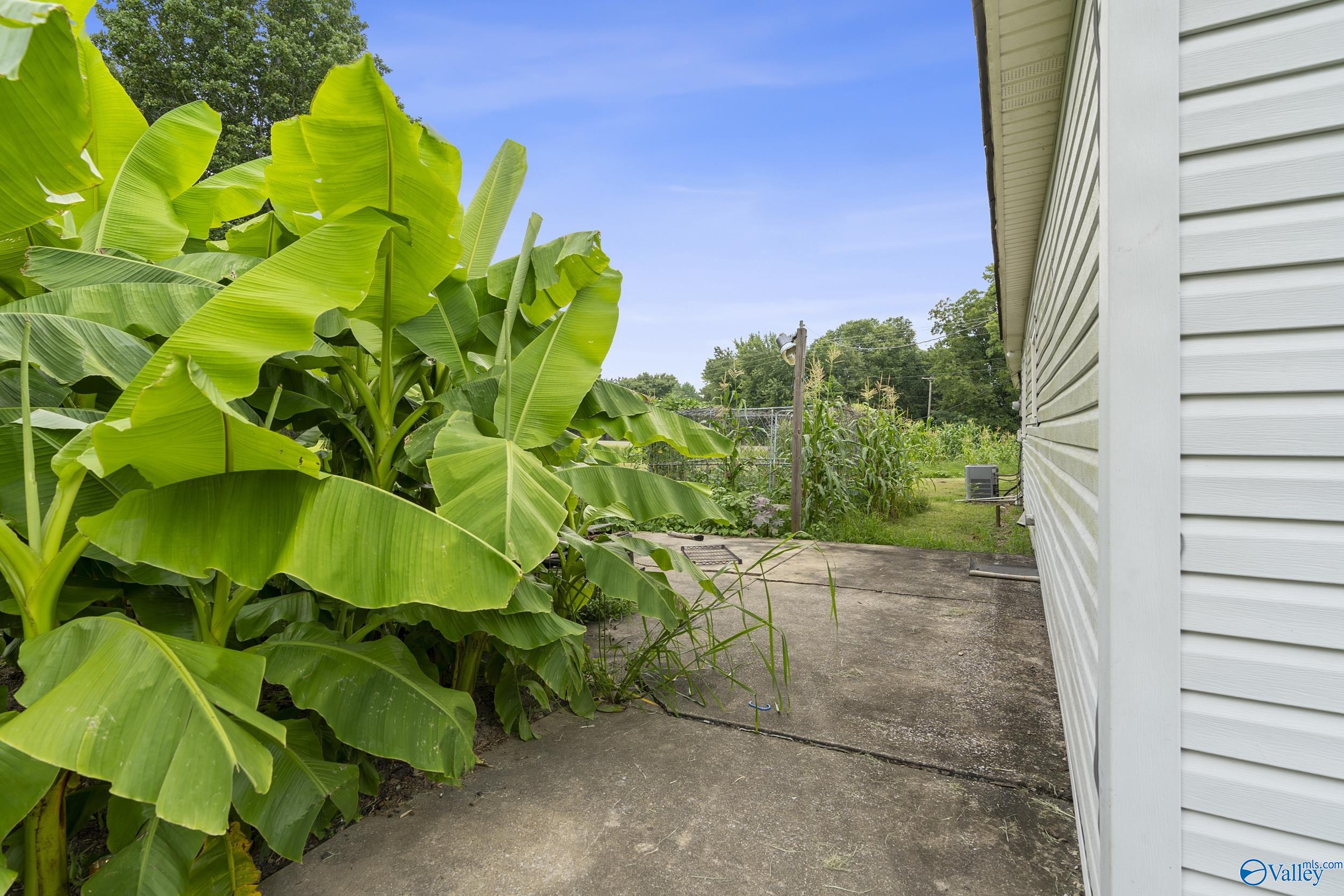 22835 New Garden Road