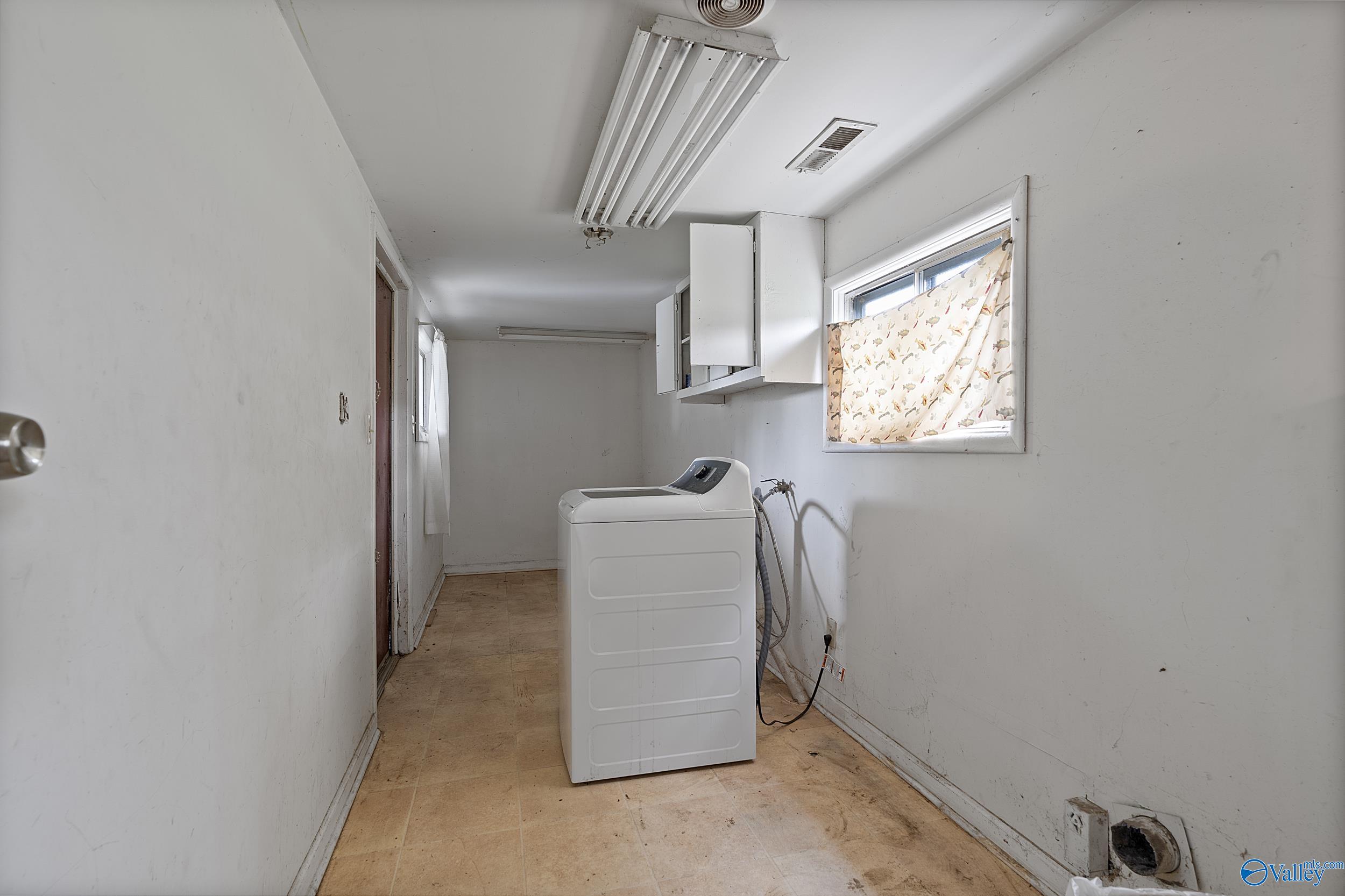 22835 New Garden Road