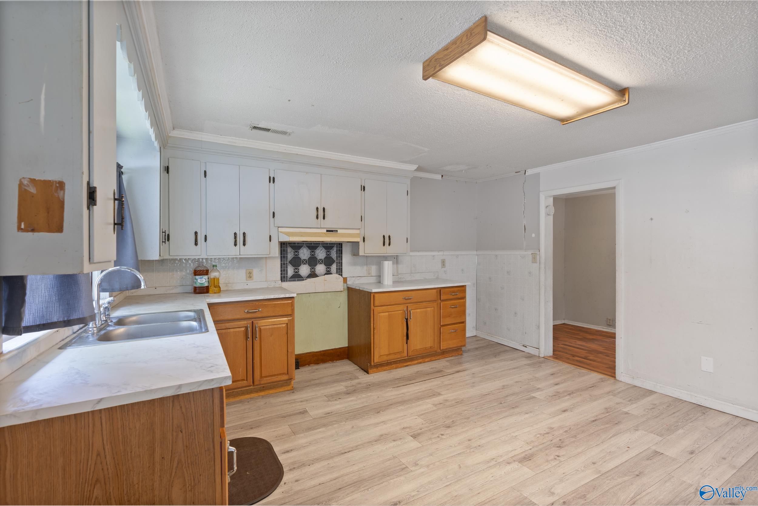 22835 New Garden Road