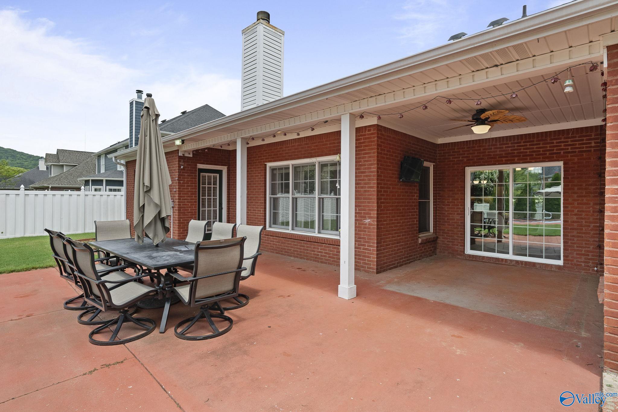 123 Cheval Blvd