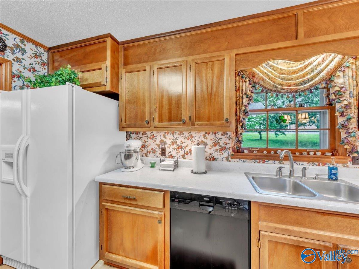 1900 Randy Court NE