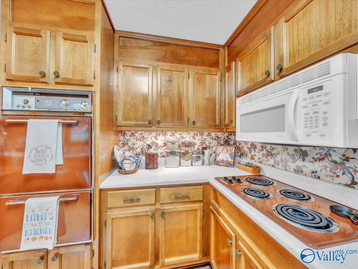 1900 Randy Court NE