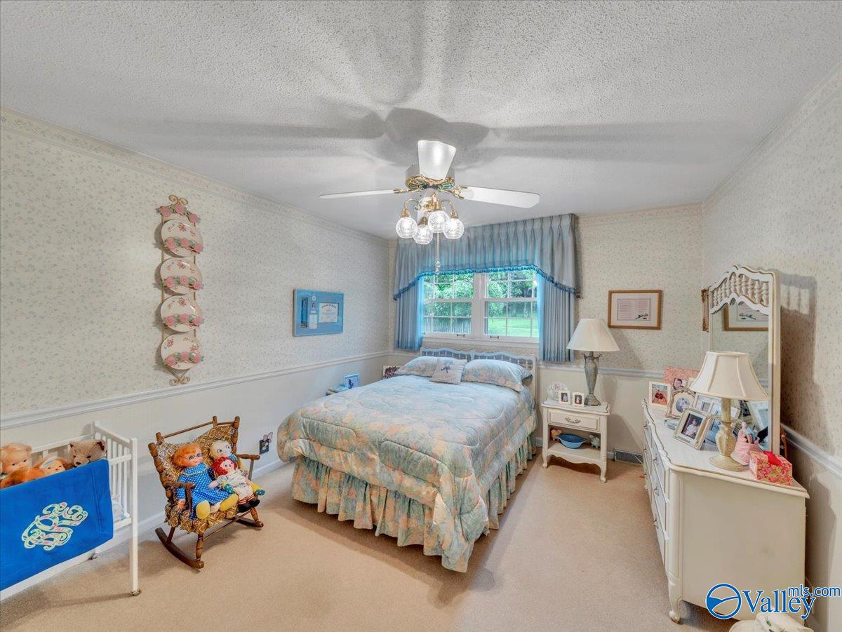 1900 Randy Court NE