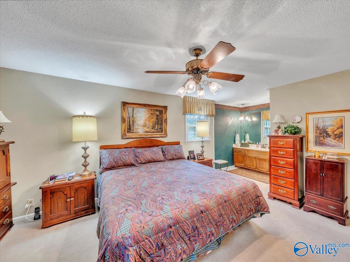 1900 Randy Court NE
