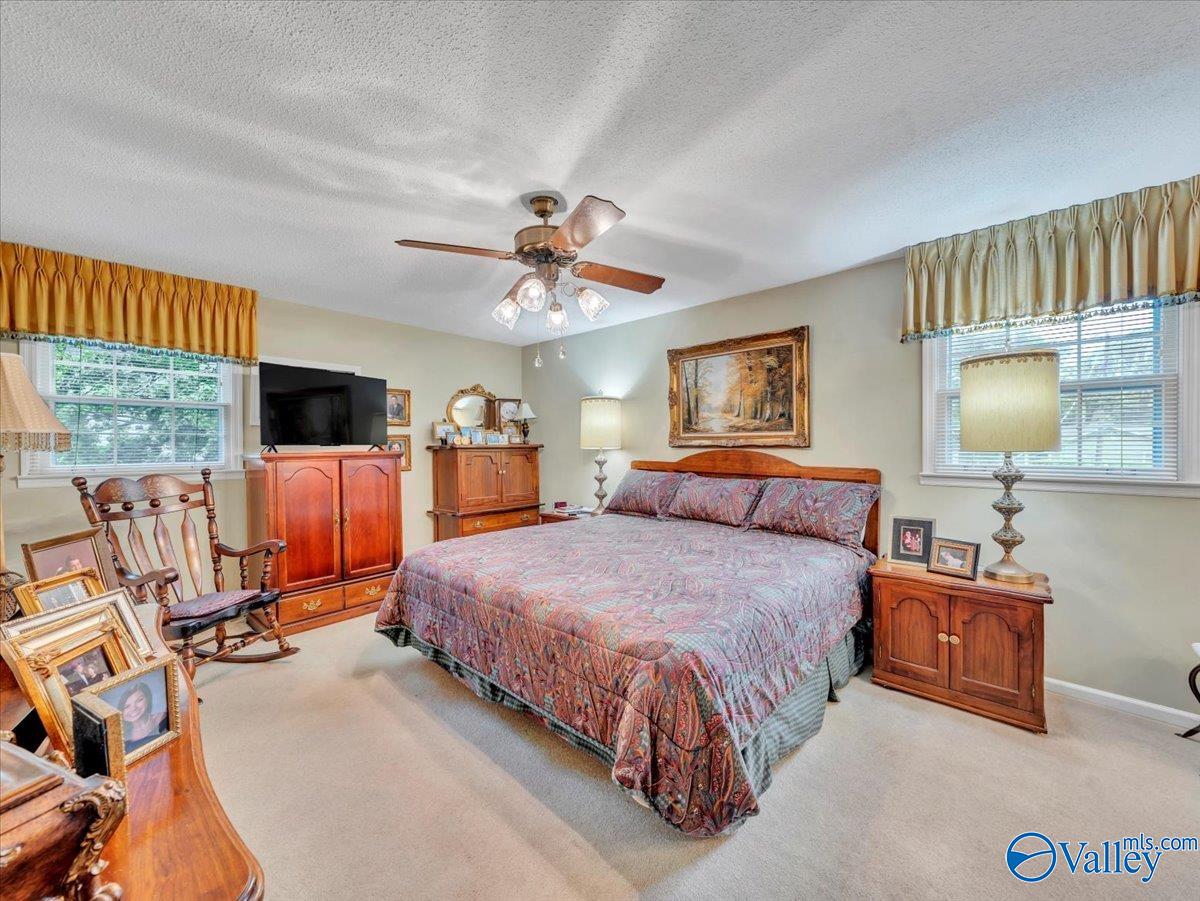 1900 Randy Court NE