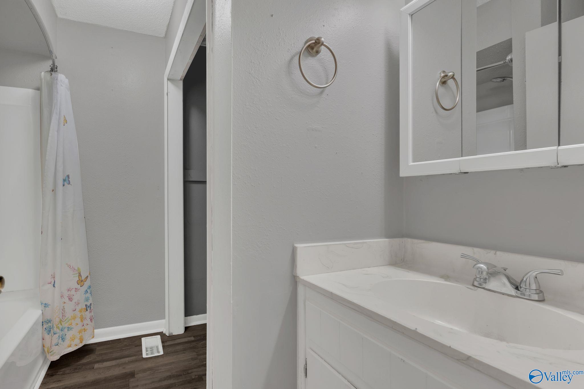 2225 Golf Road SW # 111 Unit: #111