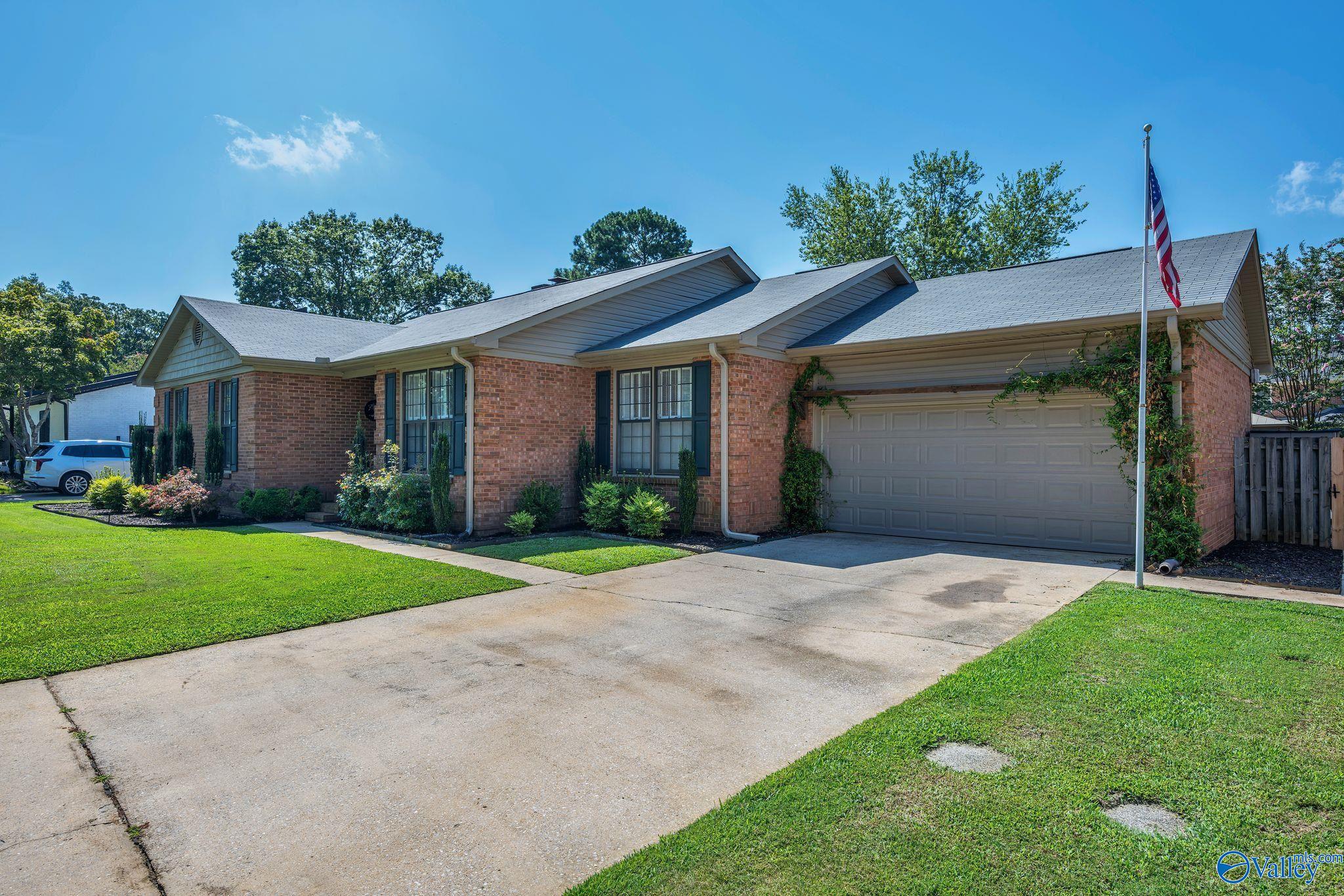 1411 Regency Blvd SE