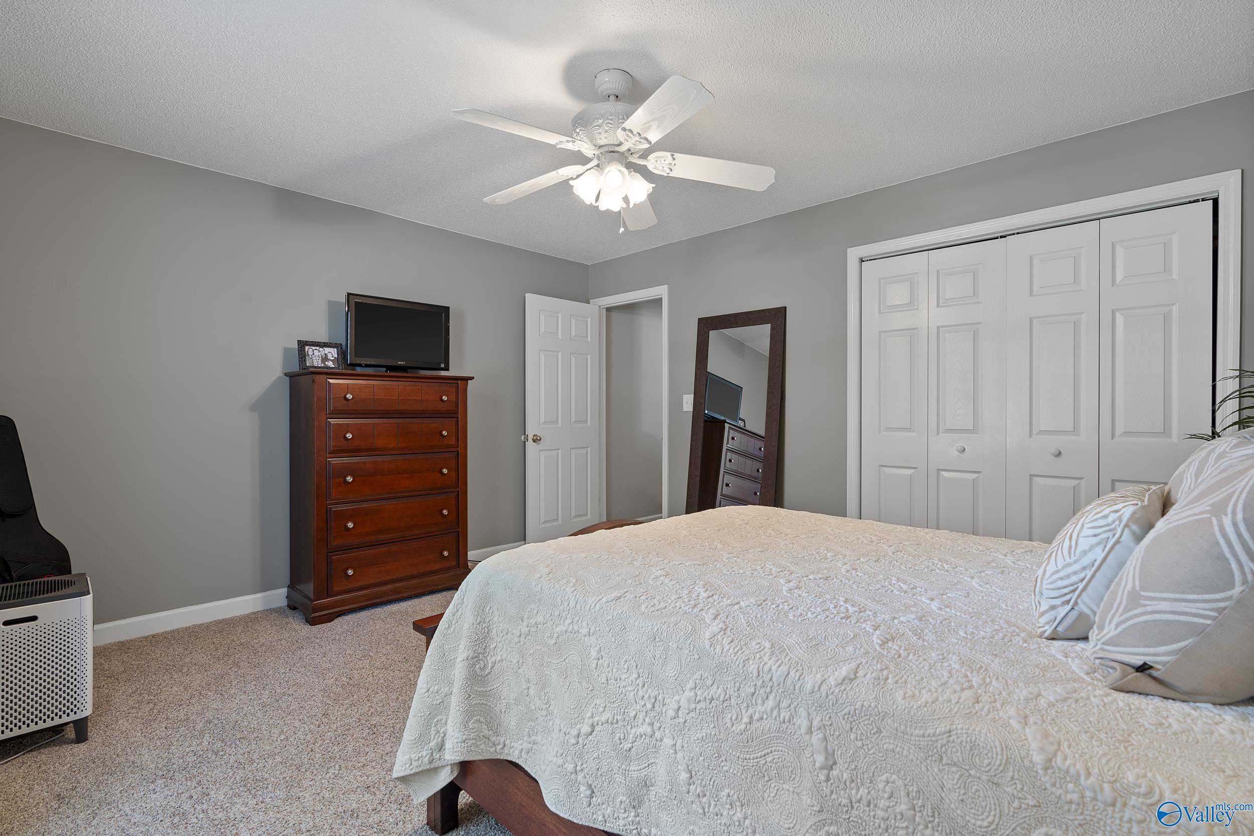 152 Valley Stone Road NE