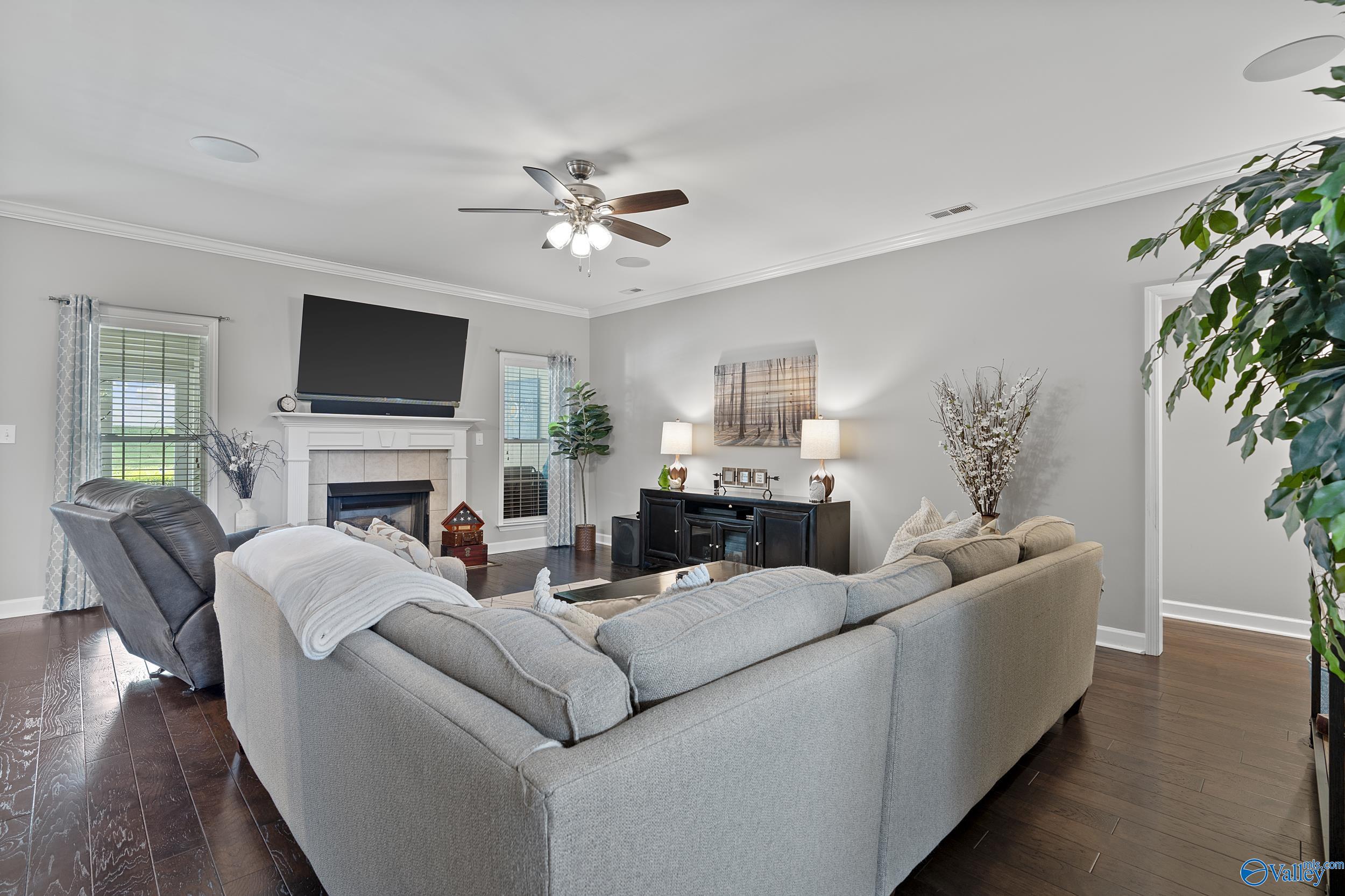 152 Valley Stone Road NE