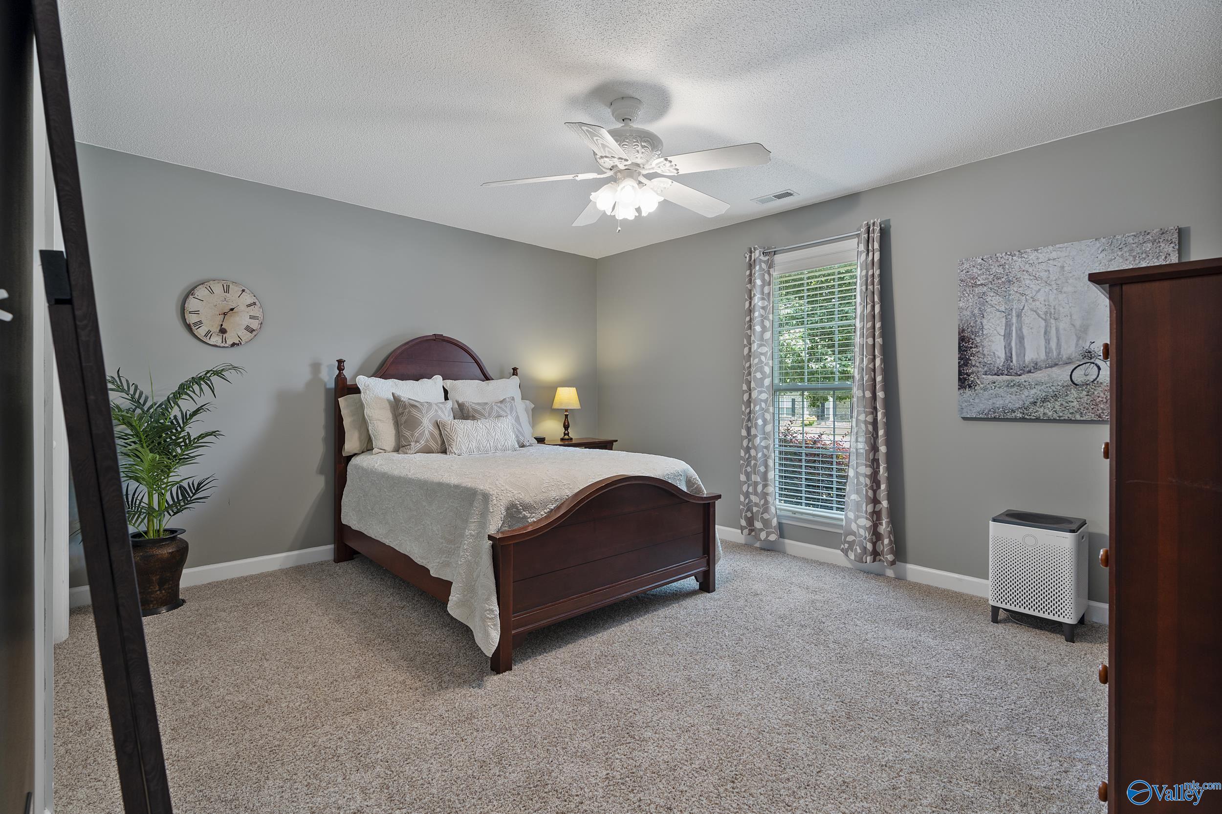 152 Valley Stone Road NE