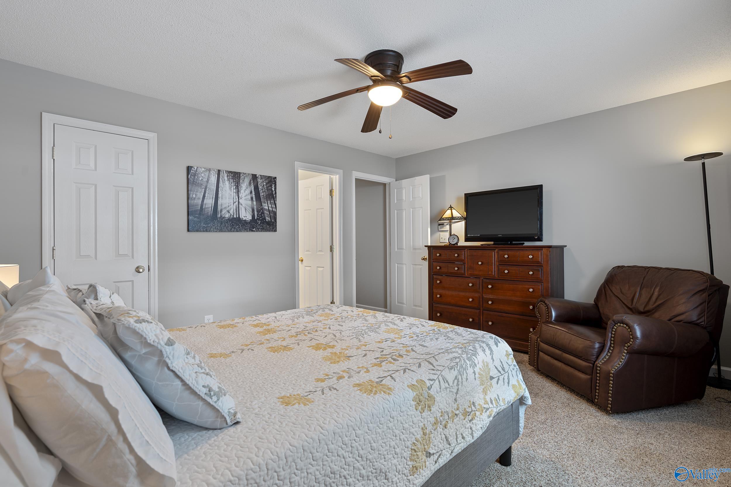 152 Valley Stone Road NE