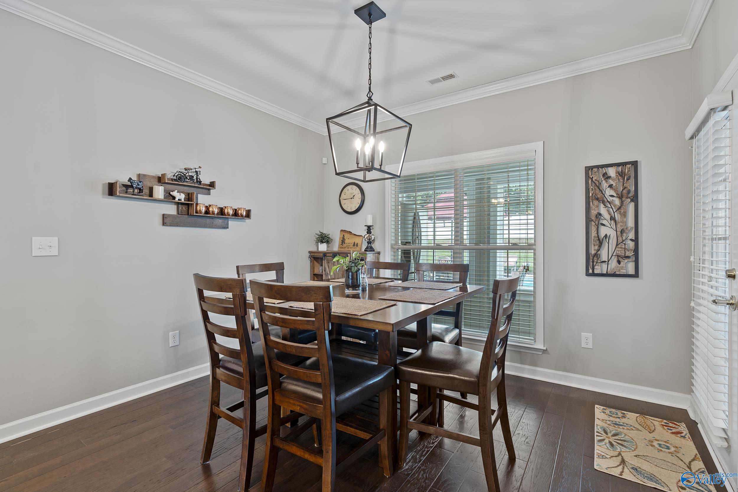 152 Valley Stone Road NE