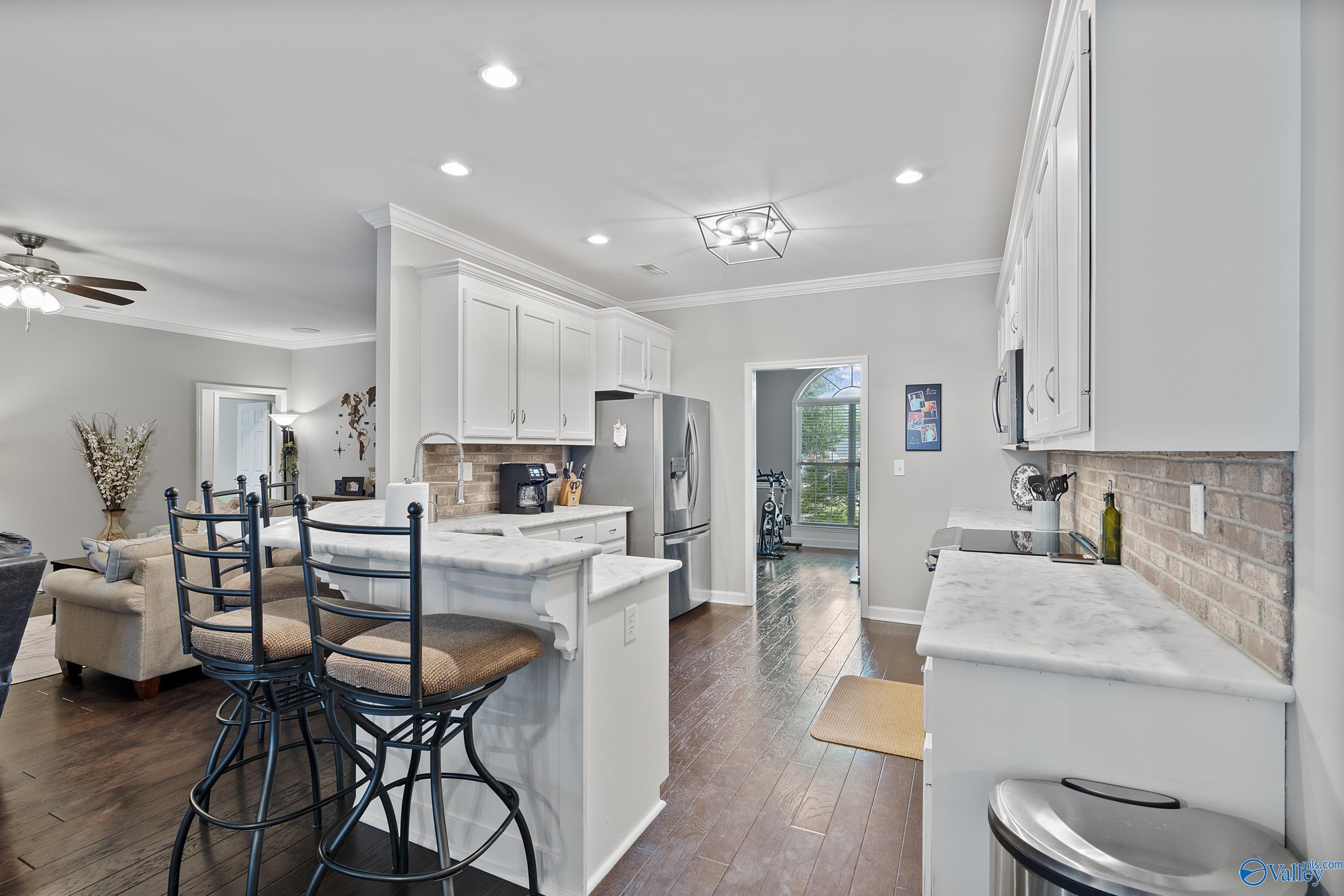 152 Valley Stone Road NE