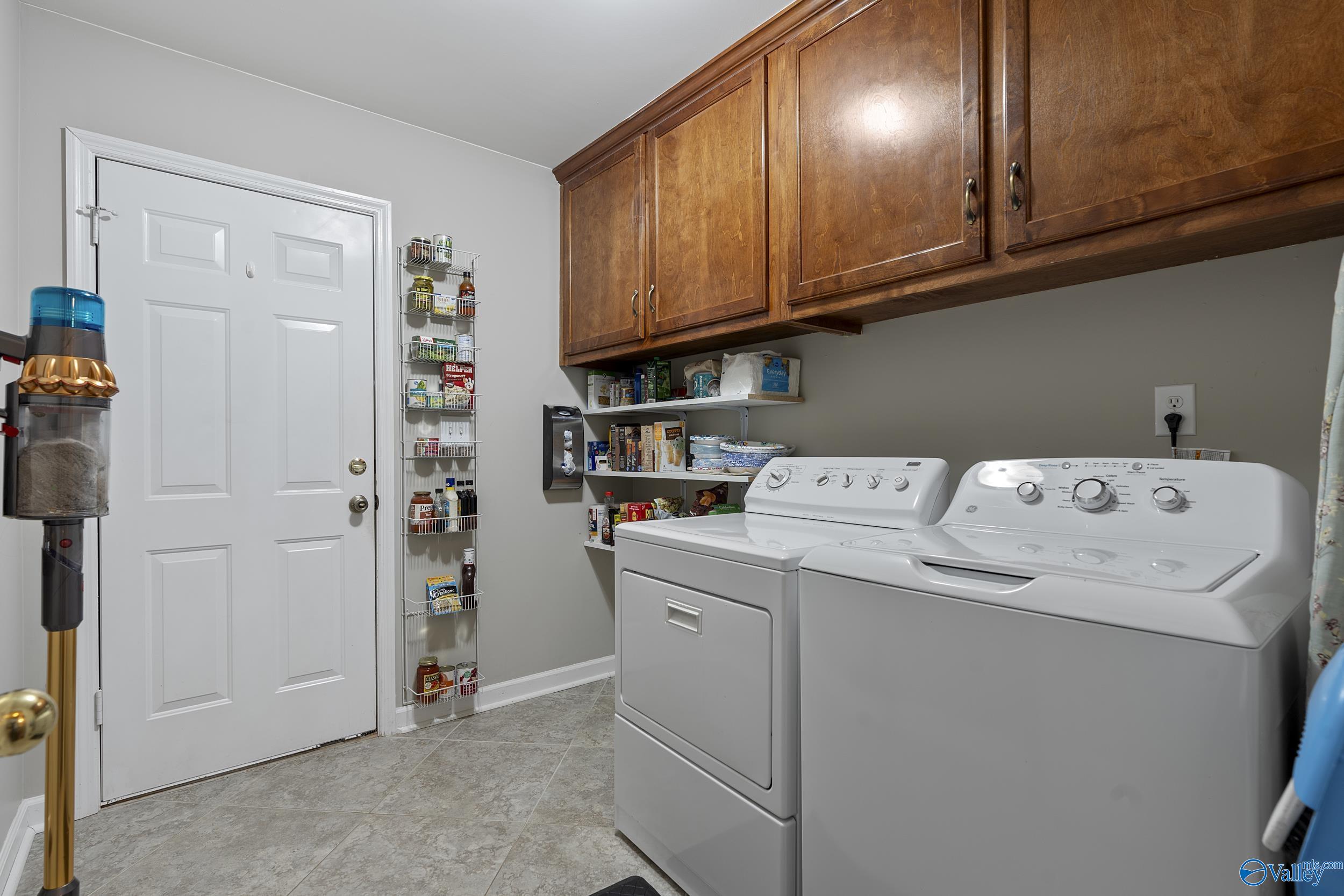 152 Valley Stone Road NE