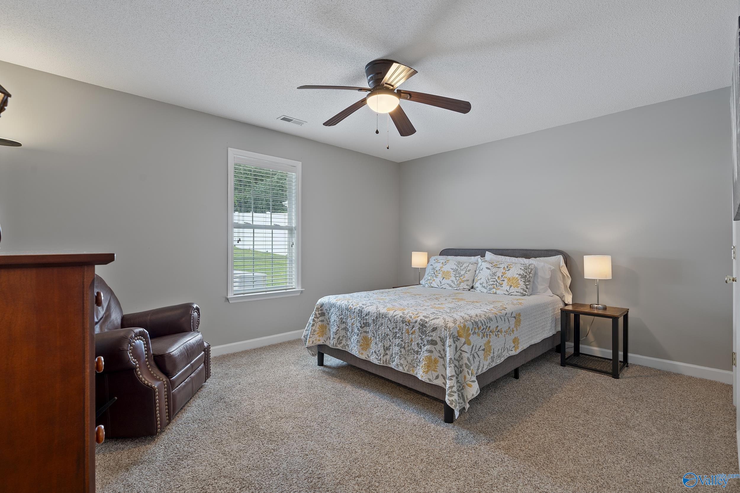 152 Valley Stone Road NE