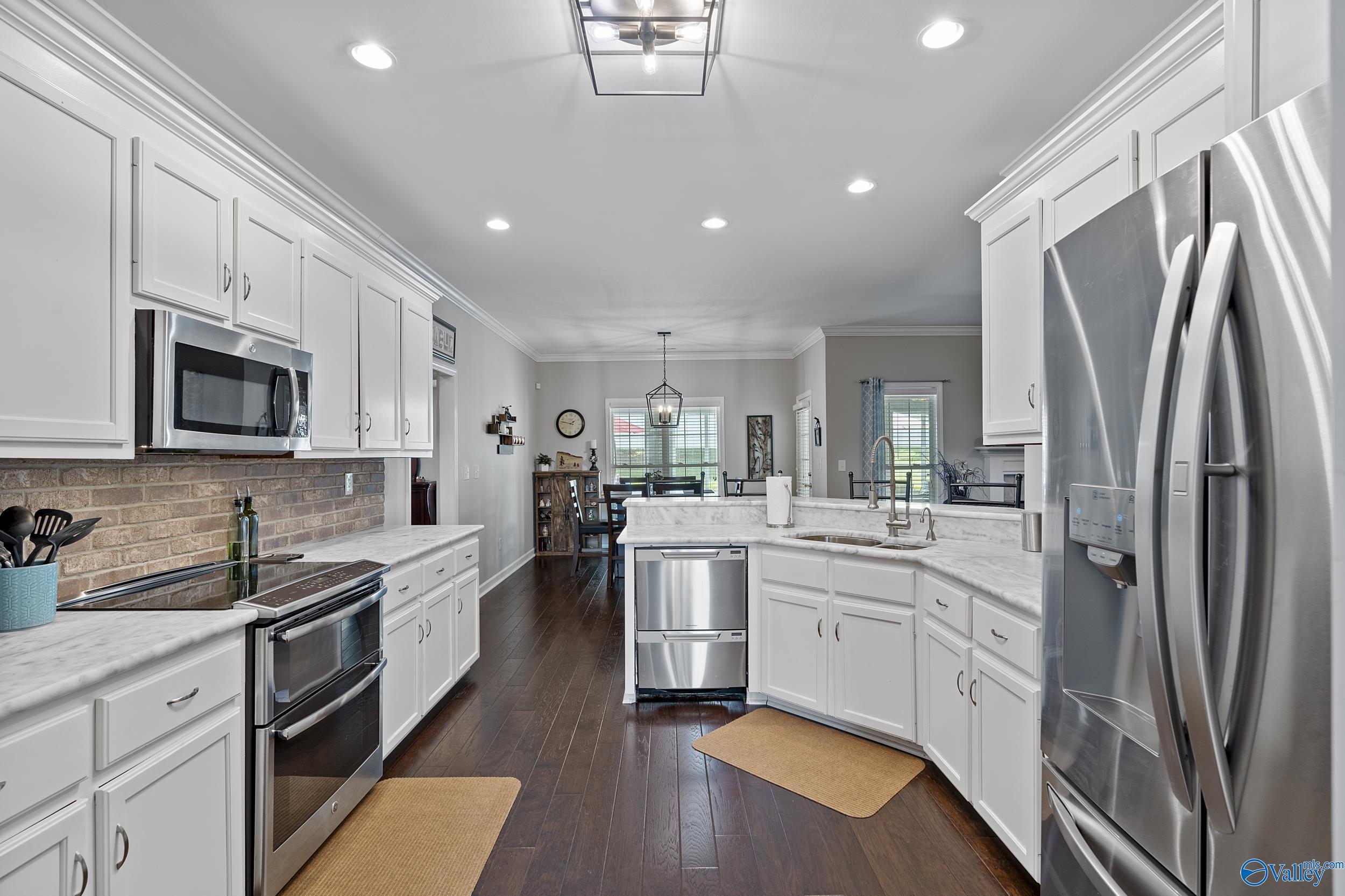 152 Valley Stone Road NE