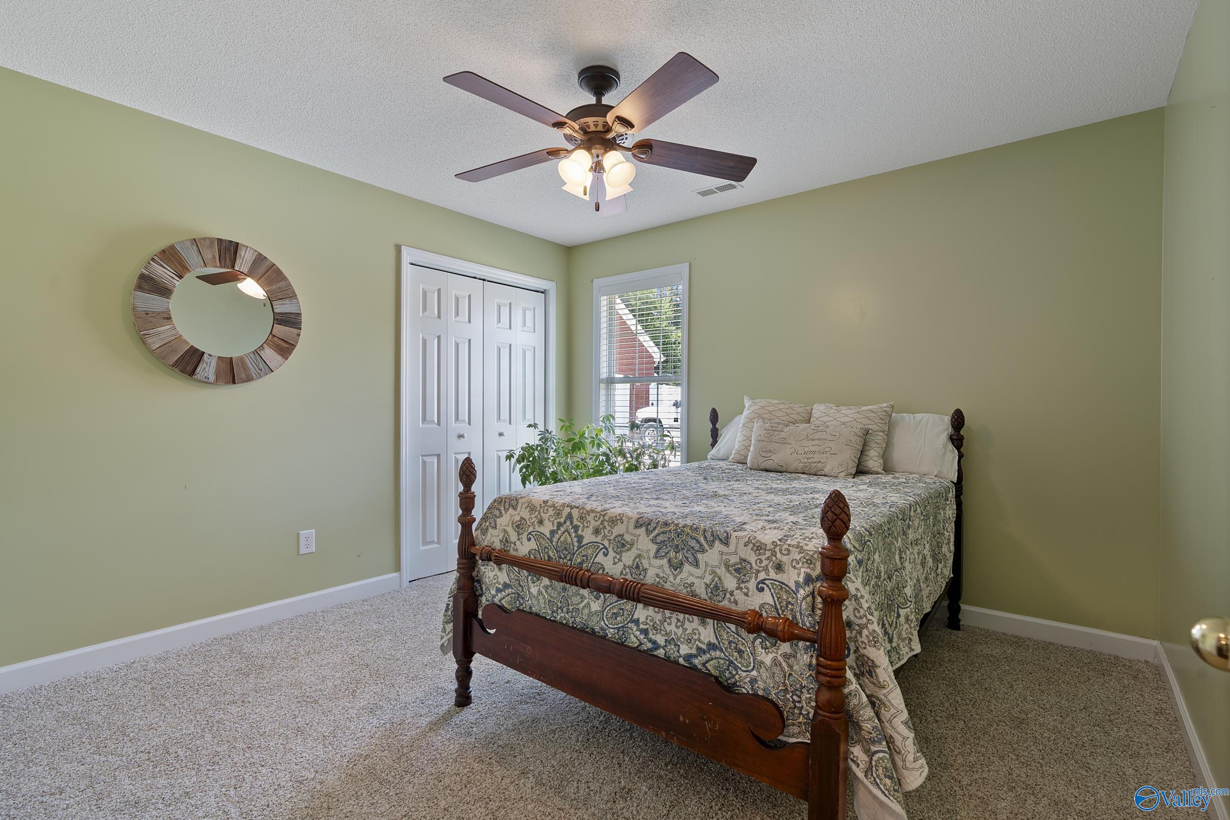 152 Valley Stone Road NE