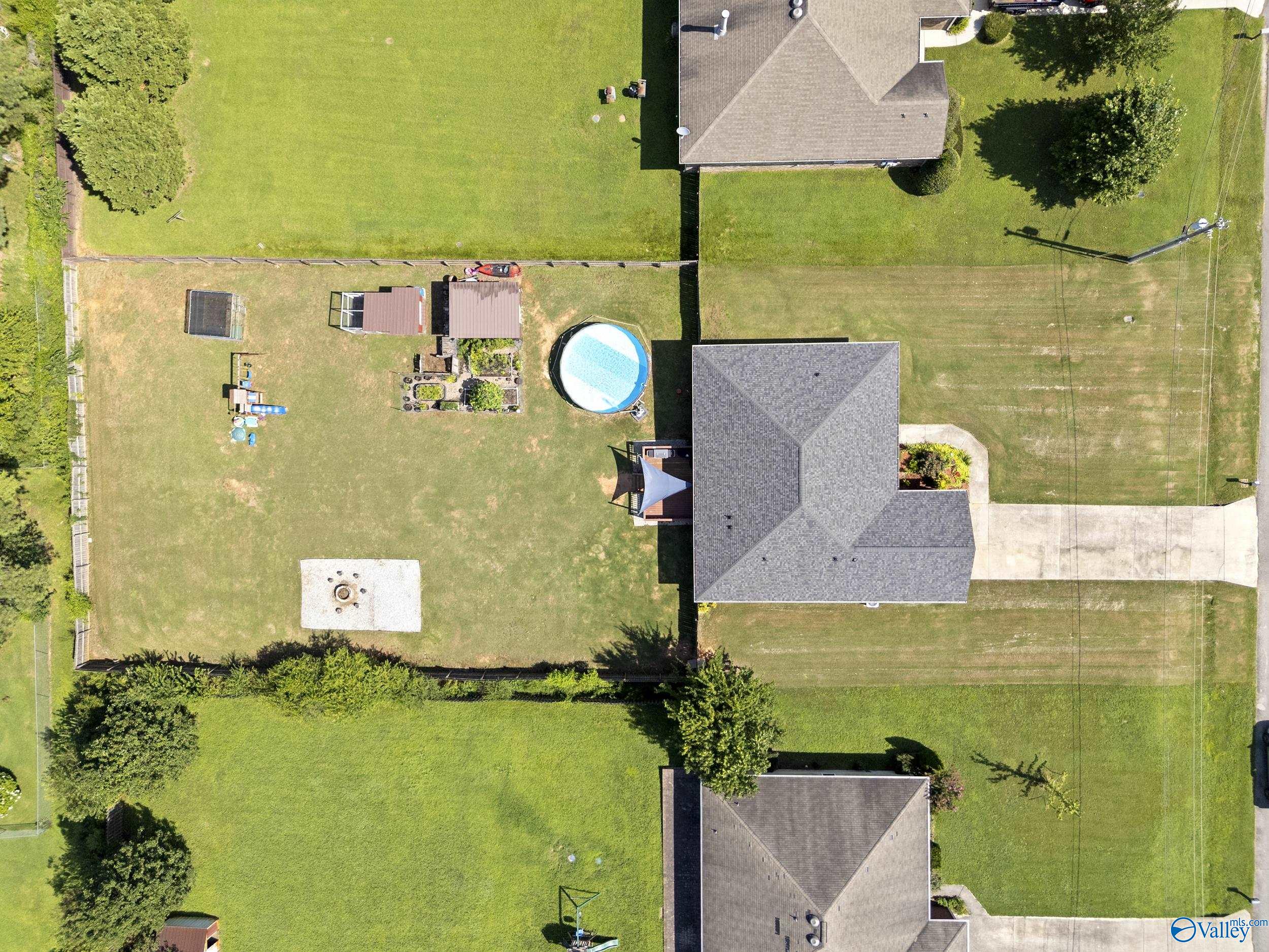 168 Ladd Road