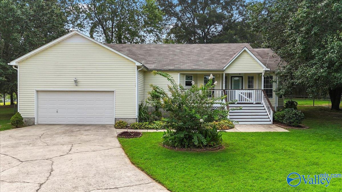 1250 NE Heatherwood Drive NE