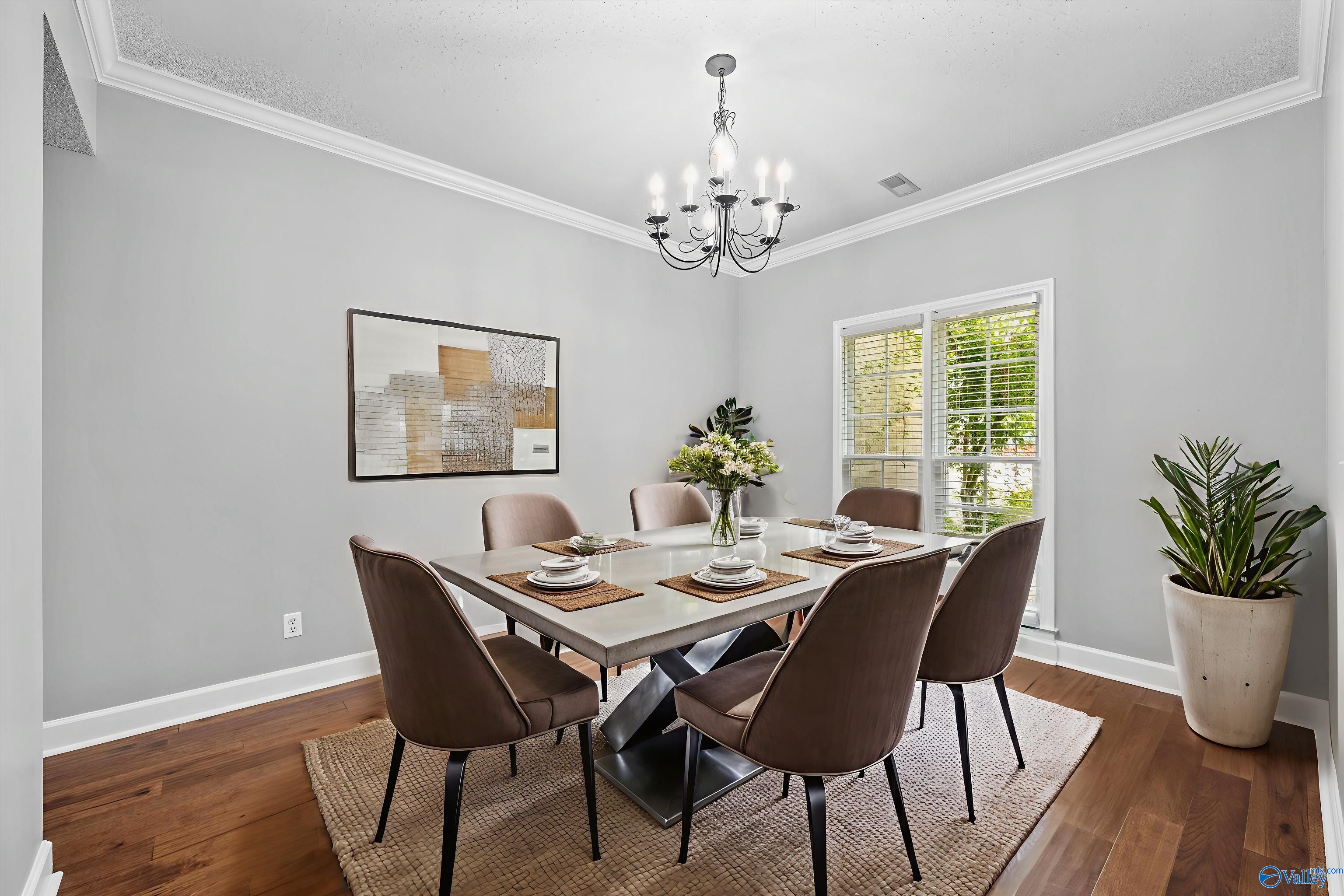 214 Cheval Circle SE