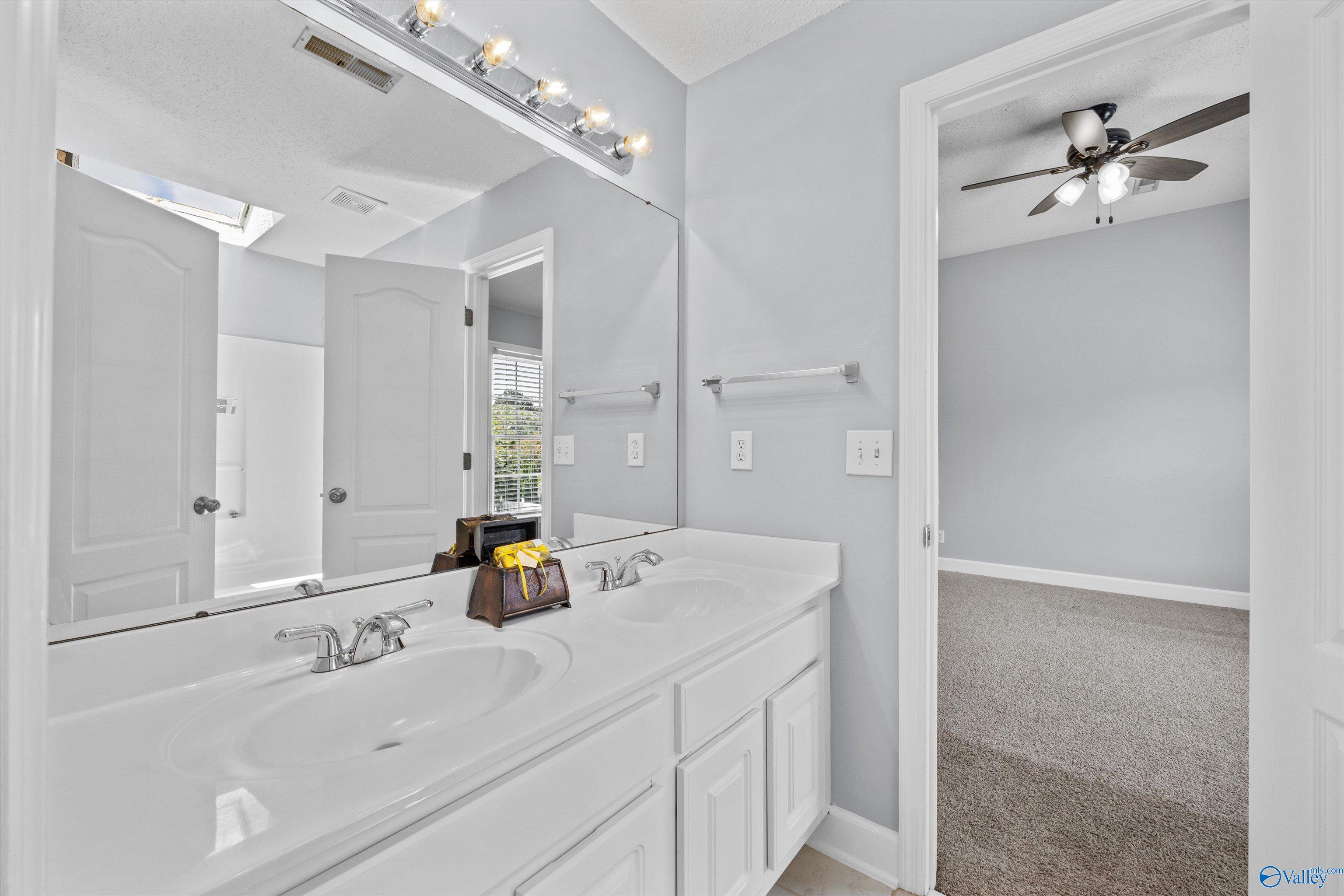 214 Cheval Circle SE