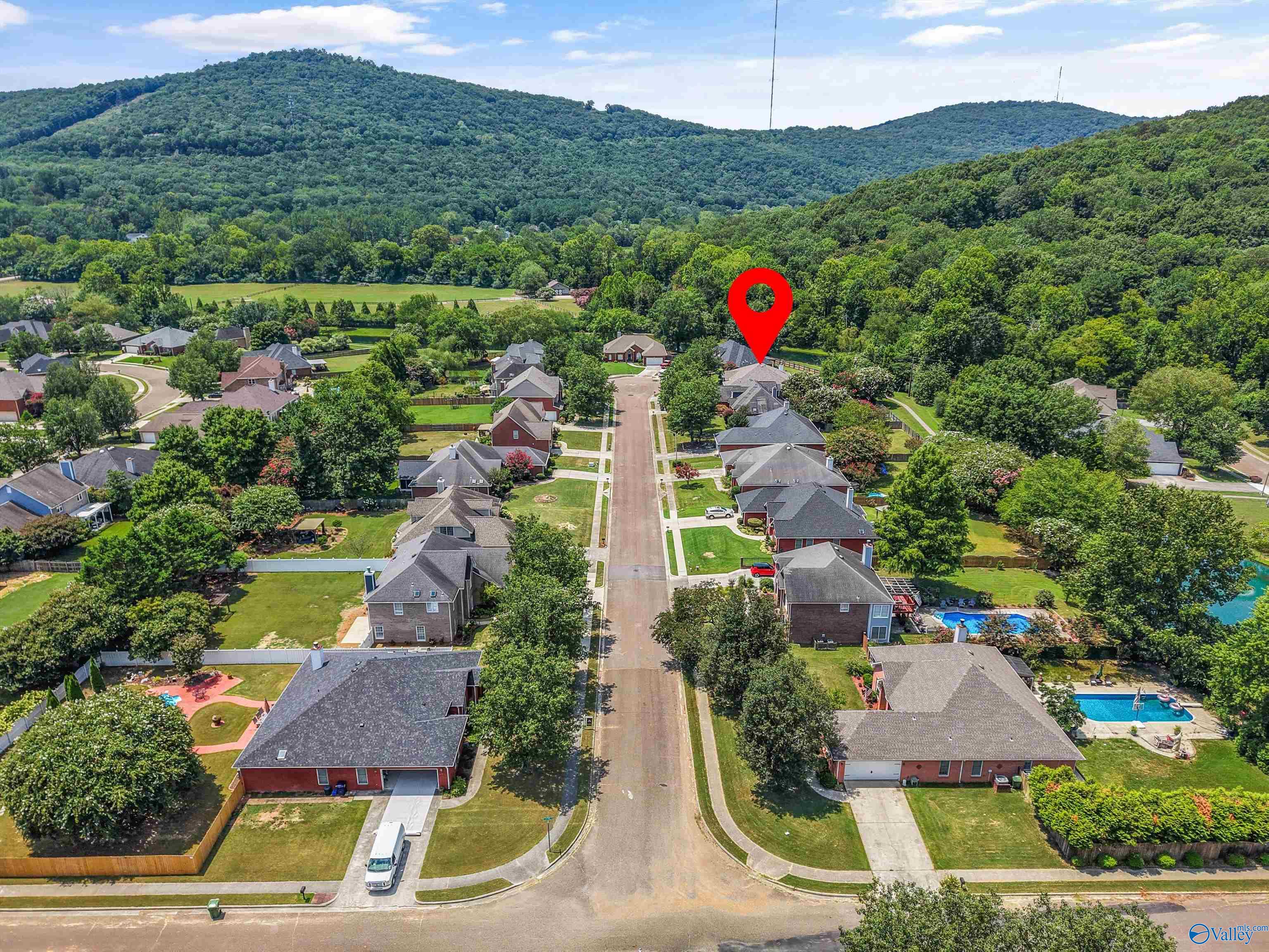 214 Cheval Circle SE