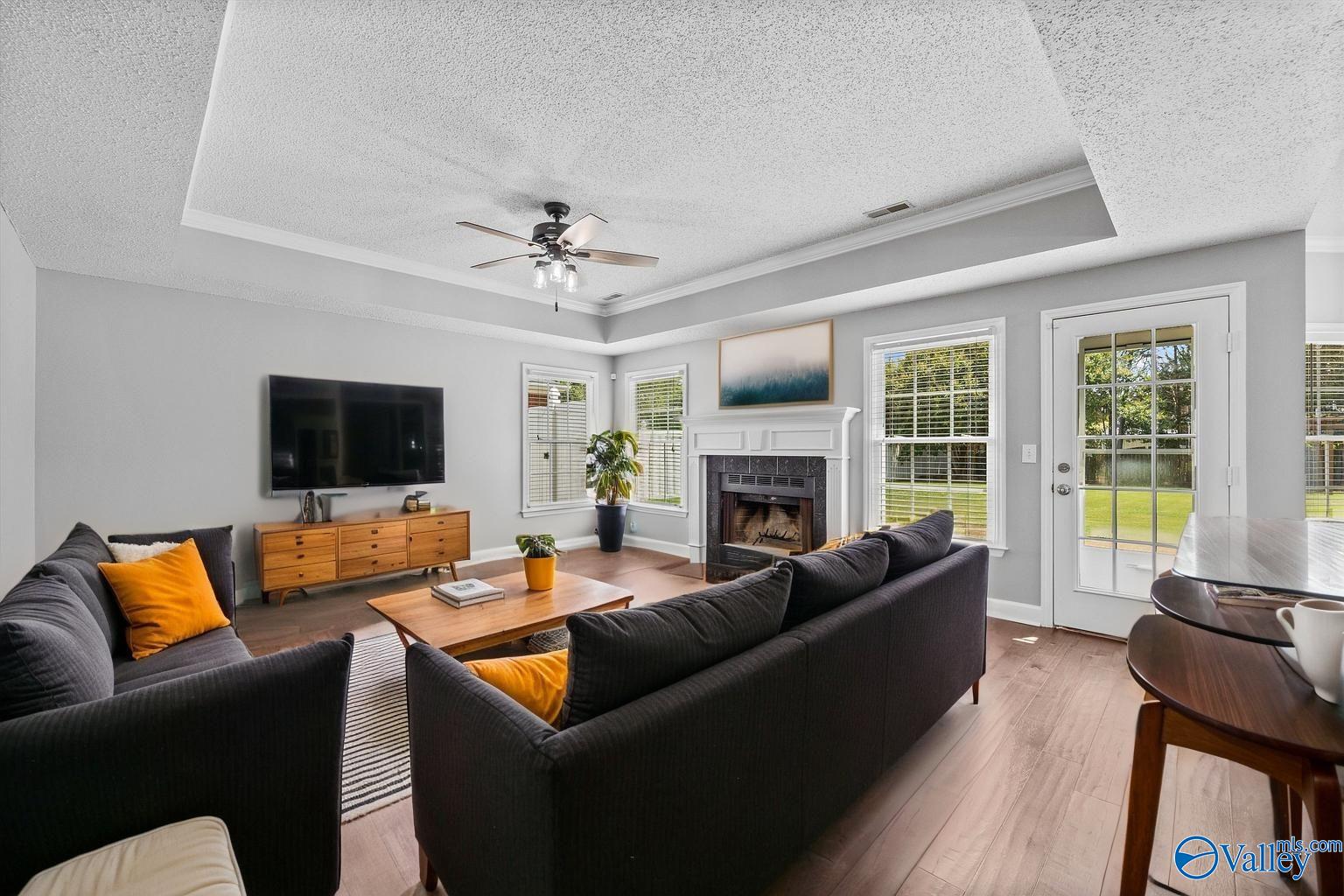 214 Cheval Circle SE