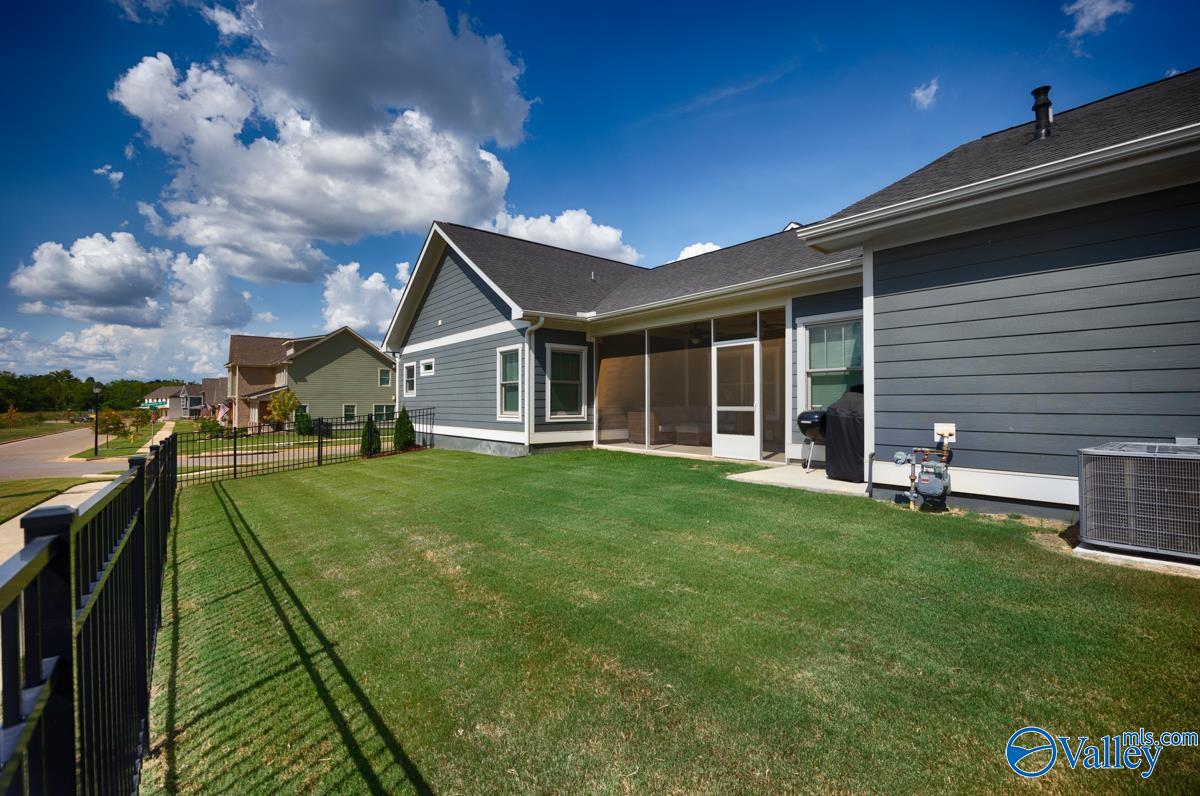 151 Bridgestone Drive NE